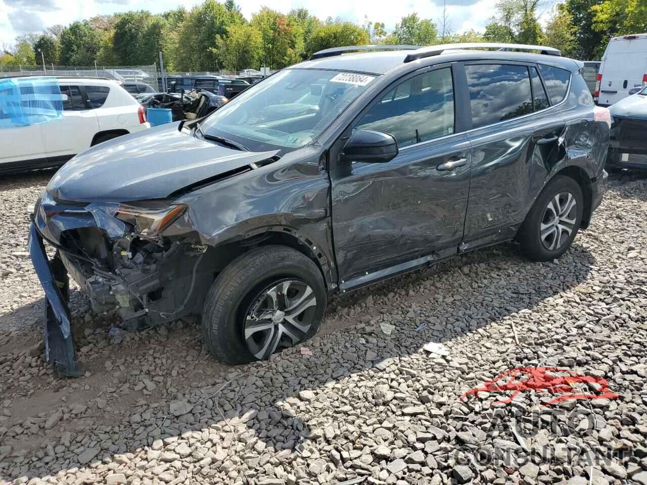 TOYOTA RAV4 2017 - JTMBFREV8HJ135555