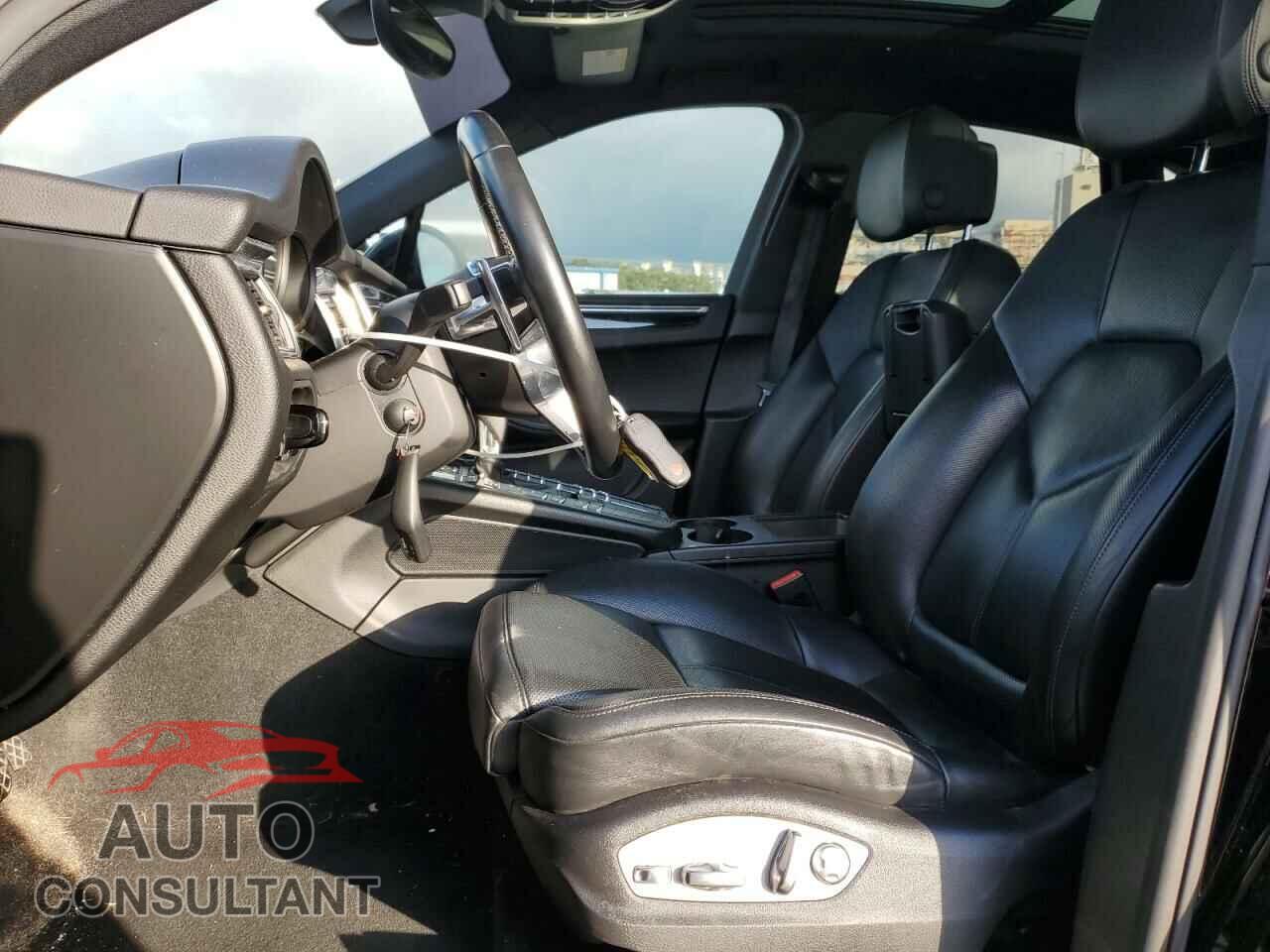 PORSCHE MACAN 2017 - WP1AA2A59HLB83107