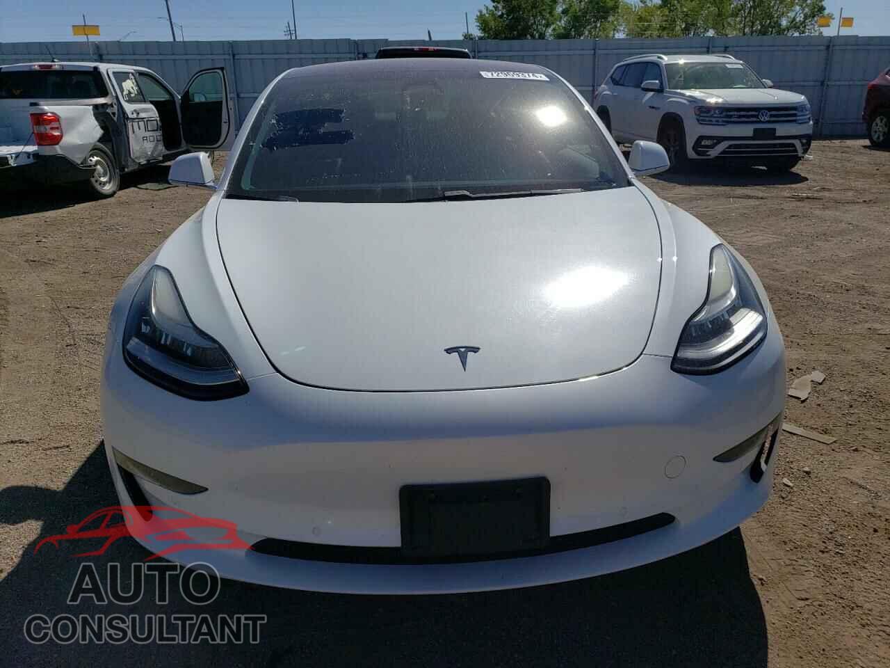 TESLA MODEL 3 2018 - 5YJ3E1EB6JF067770