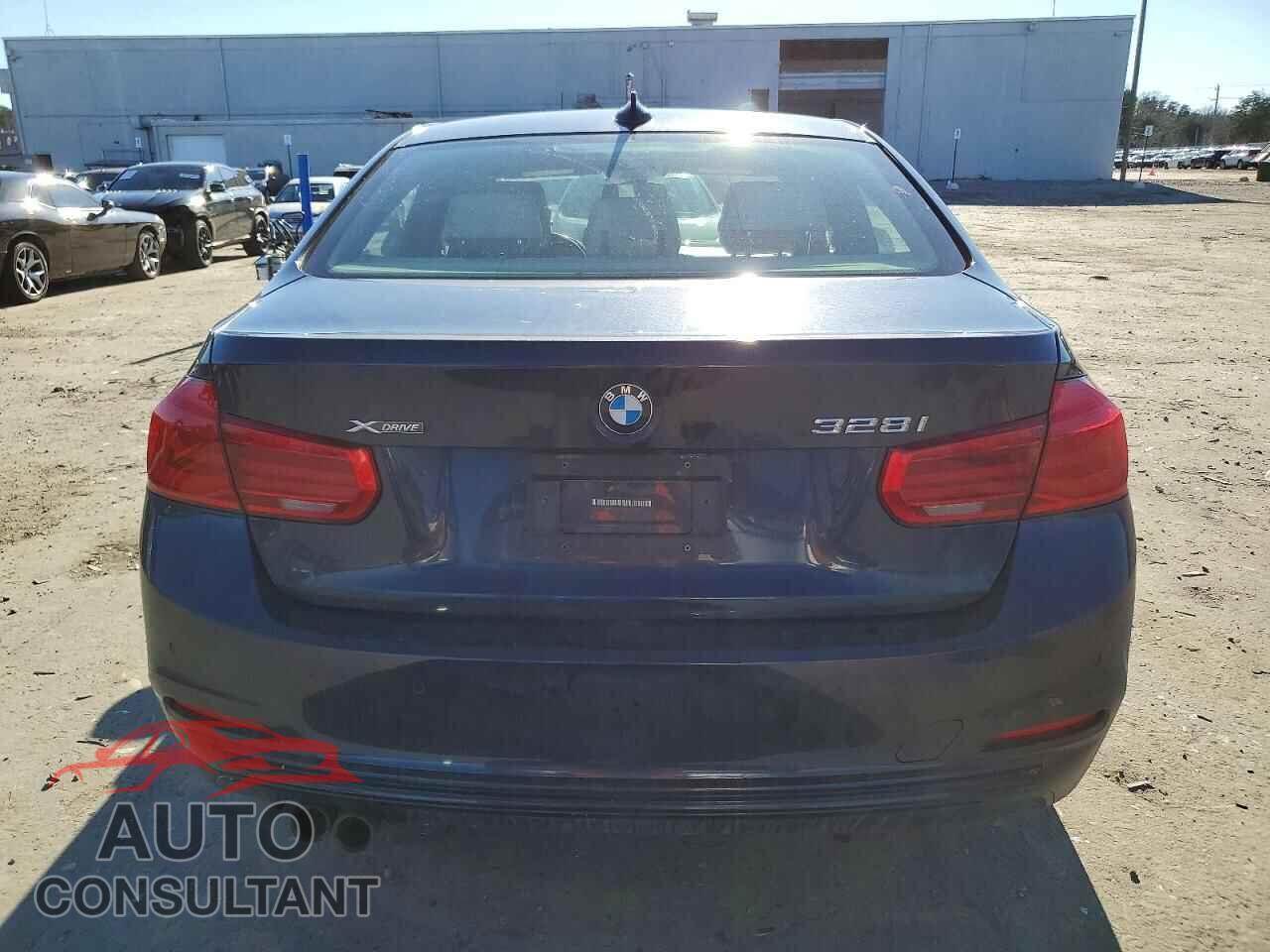BMW 3 SERIES 2016 - WBA8E3G56GNU01196