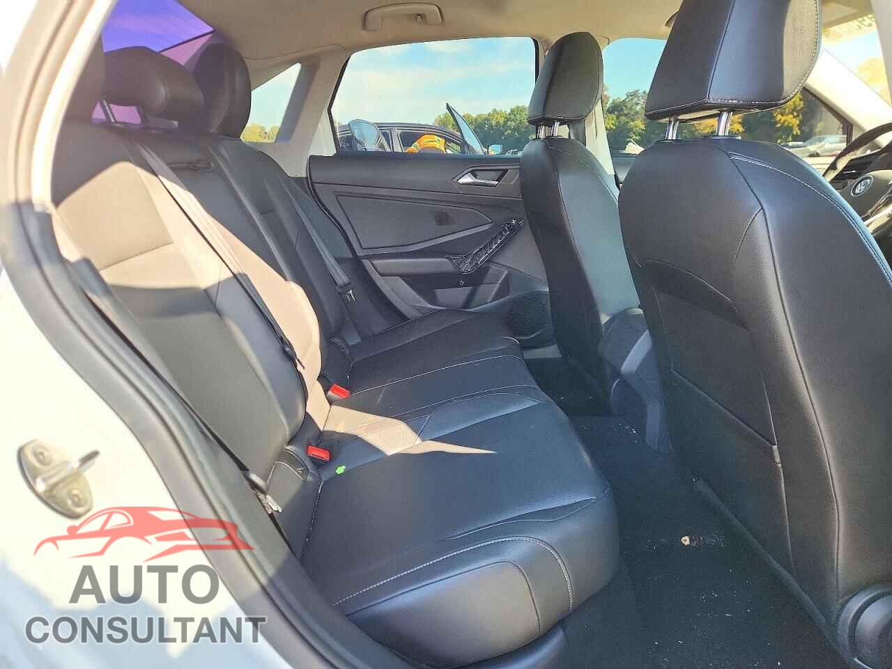 VOLKSWAGEN JETTA 2019 - 3VWE57BUXKM067458