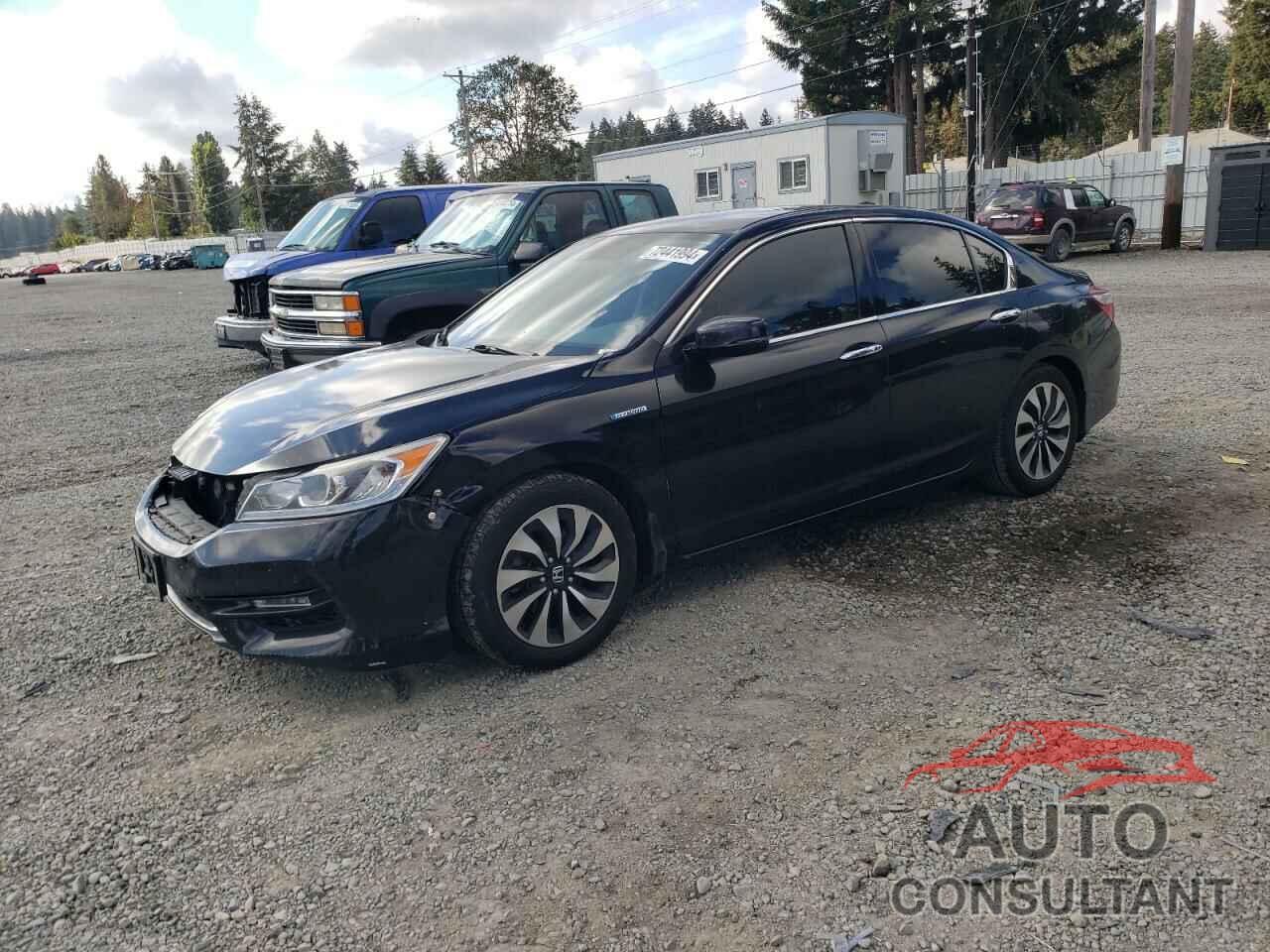 HONDA ACCORD 2017 - JHMCR6F39HC010932