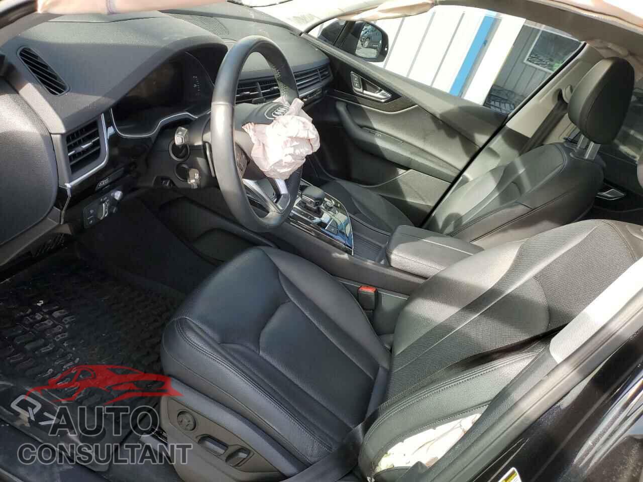 AUDI Q7 2019 - WA1VAAF78KD041818