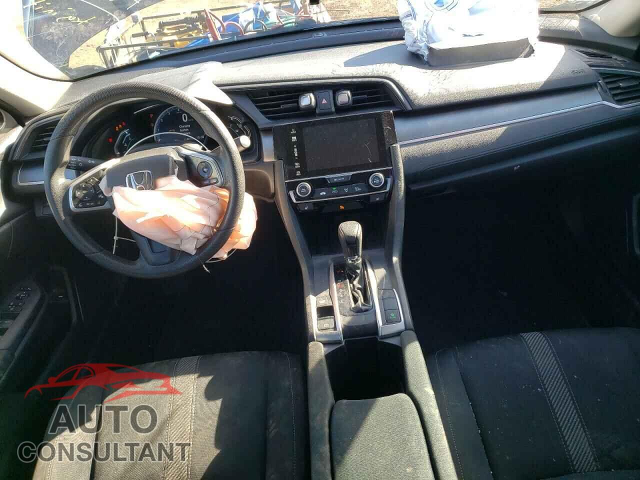 HONDA CIVIC 2018 - 2HGFC2F57JH041143