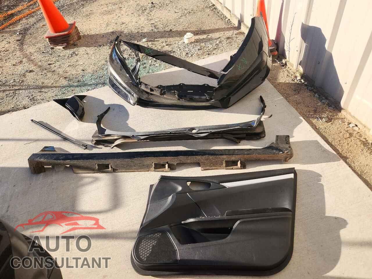 HONDA CIVIC 2016 - 2HGFC2F57GH533387