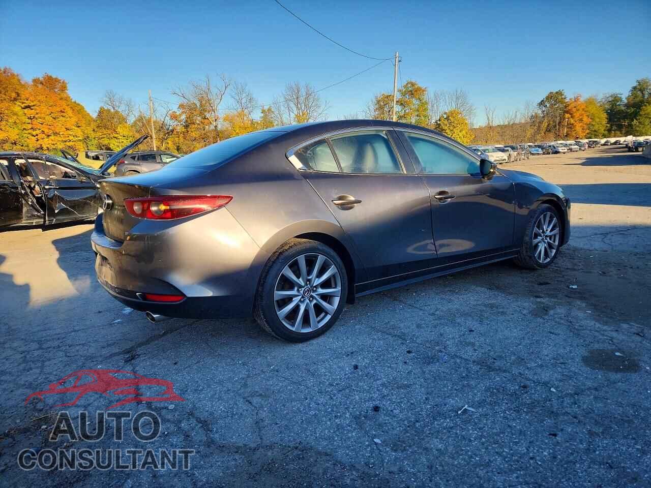 MAZDA 3 2019 - JM1BPACL5K1108031