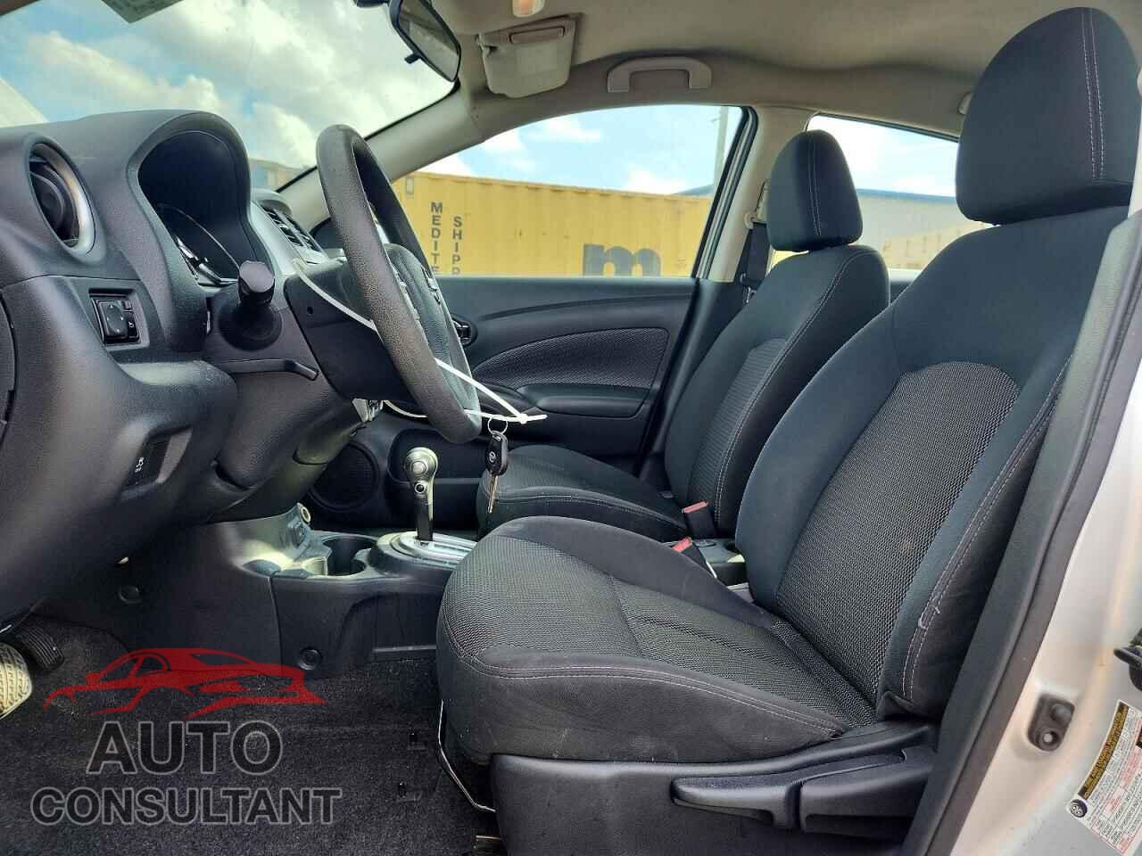 NISSAN VERSA 2017 - 3N1CN7AP1HK417671
