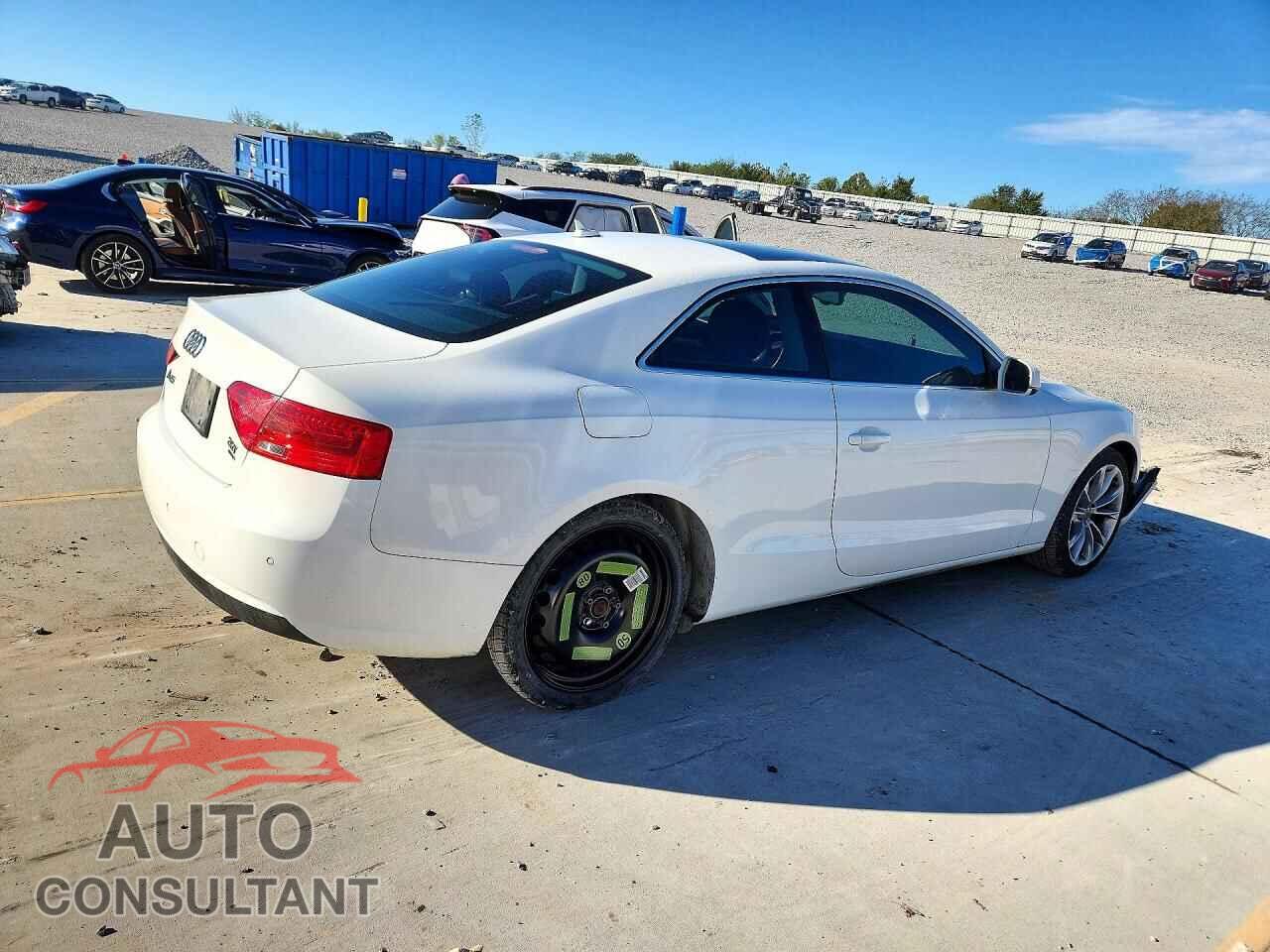 AUDI A5 2013 - WAULFAFR5DA069979