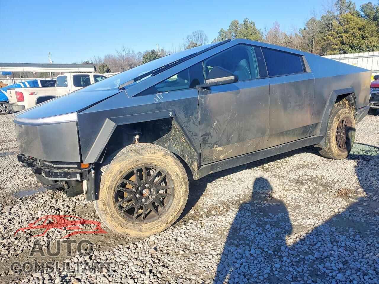 TESLA CYBERTRUCK 2025 - 7G2CEHED0SA072307