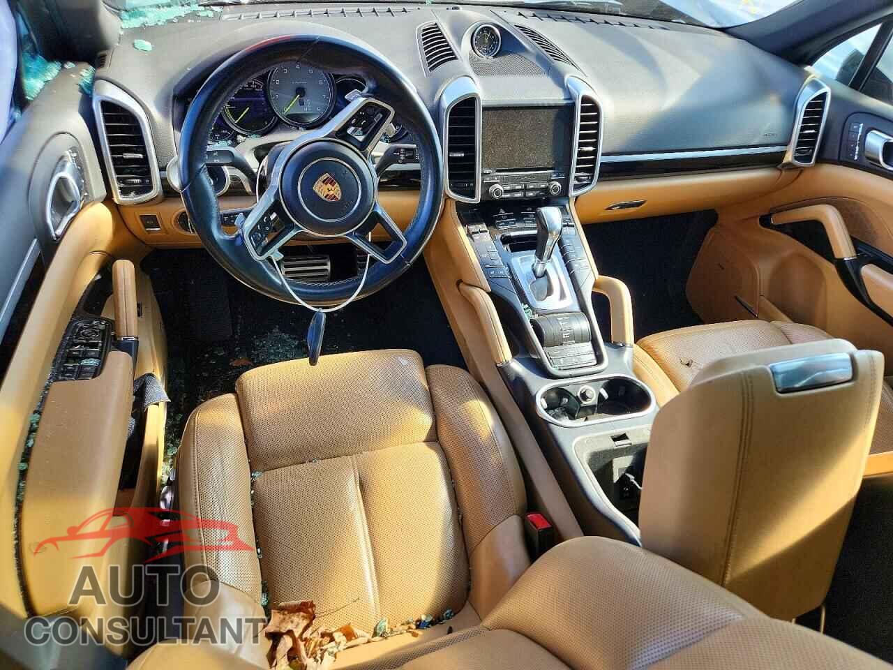 PORSCHE CAYENNE 2018 - WP1AE2A21JLA70509