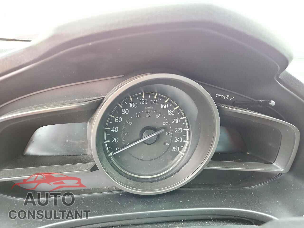 MAZDA 3 2018 - 3MZBN1L71JM277034