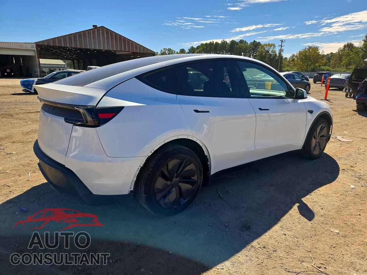 TESLA MODEL Y 2026 - 7SAYGDED5TA701060