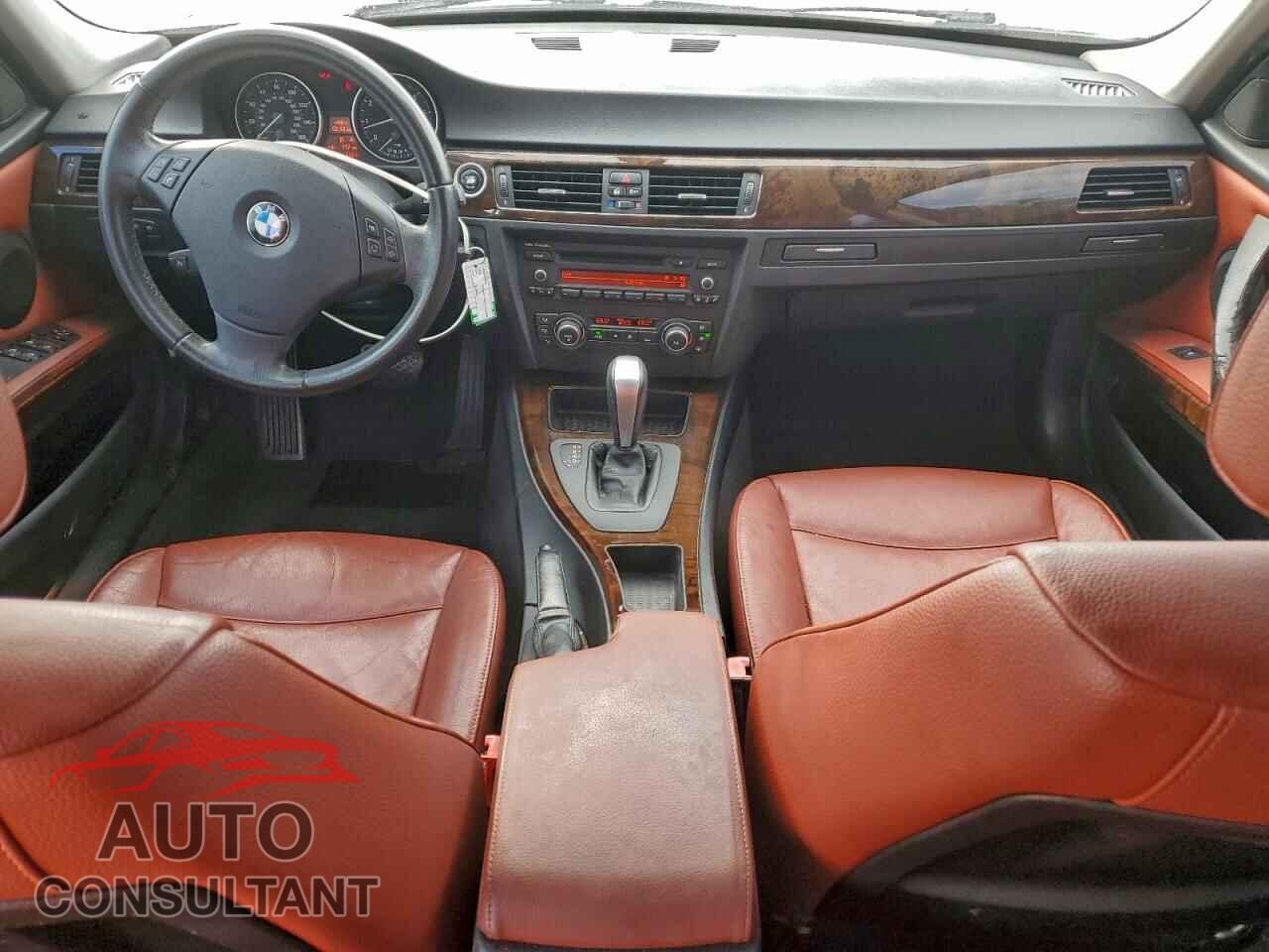BMW 3 SERIES 2011 - WBAPH7C51BE851475