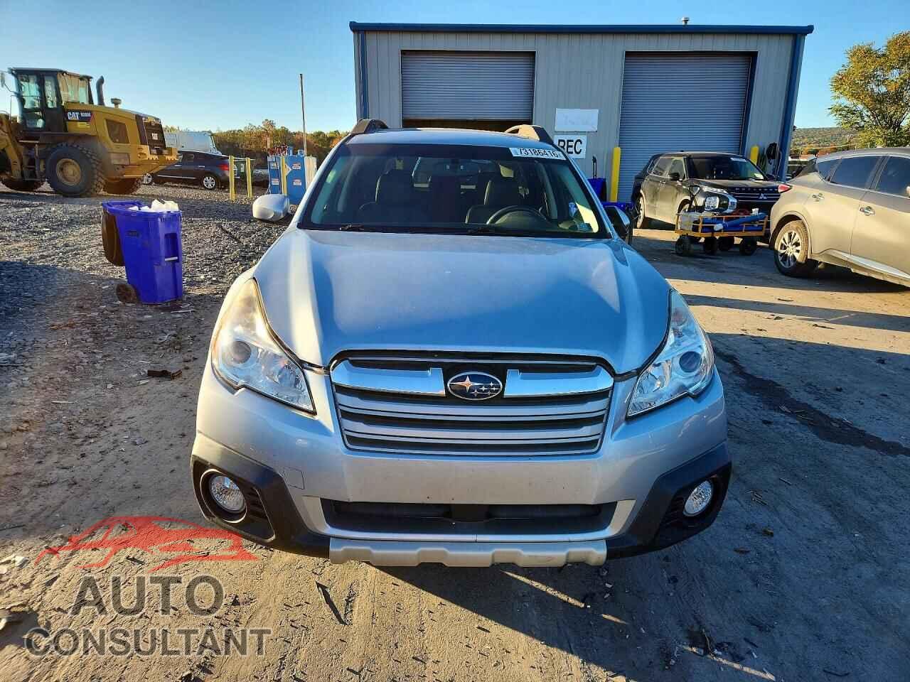 SUBARU OUTBACK 2013 - 4S4BRBKC8D3247235