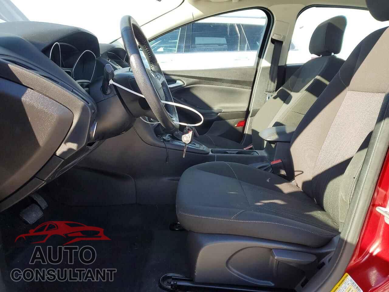 FORD FOCUS 2015 - 1FADP3F25FL353077