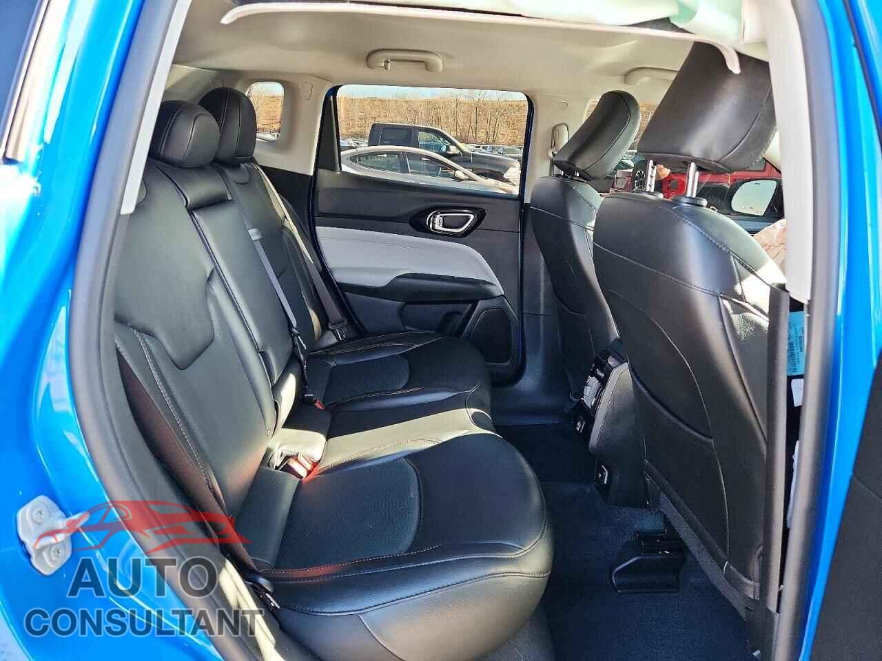 JEEP COMPASS 2022 - 3C4NJDCB2NT209905