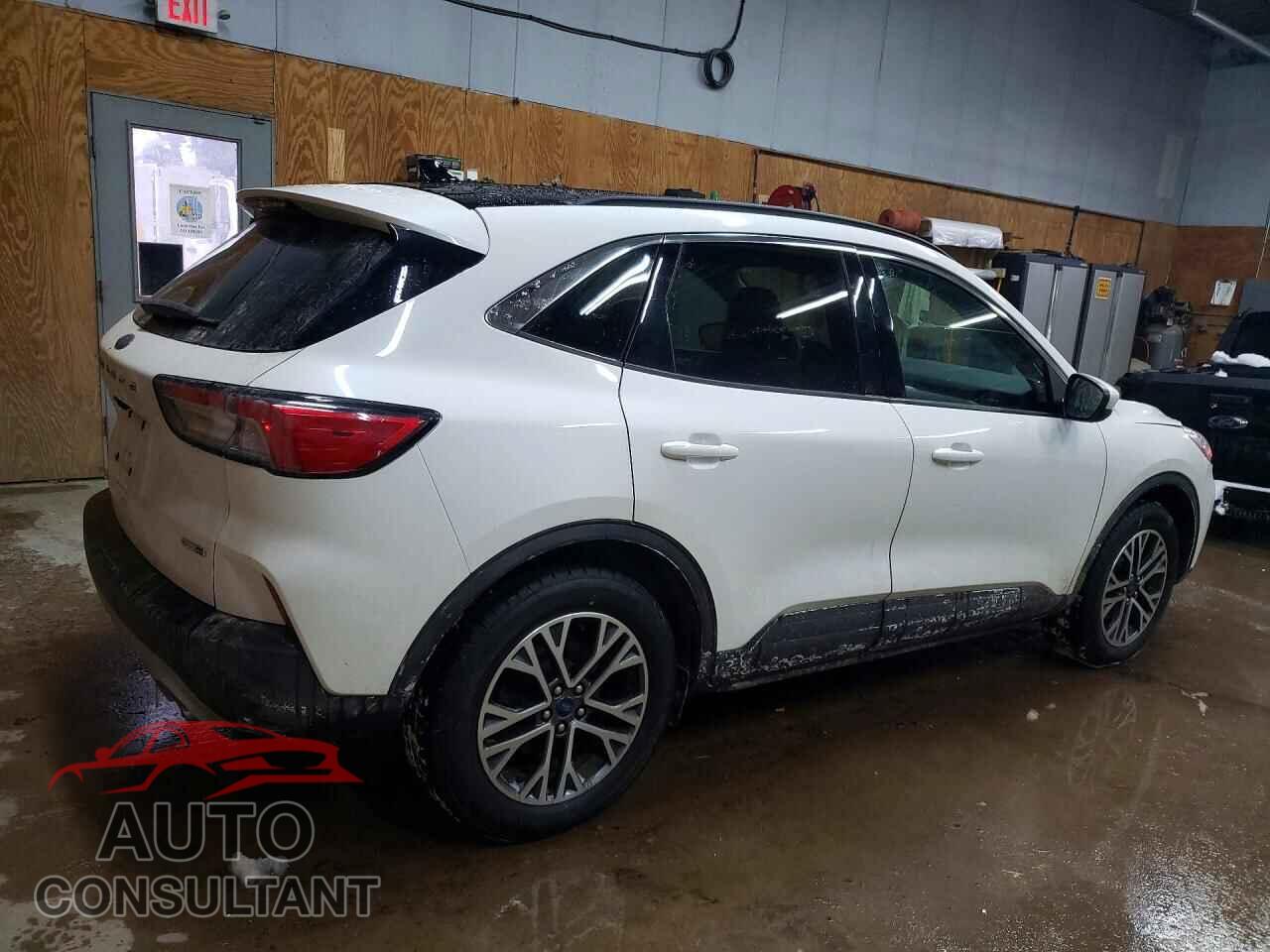 FORD ESCAPE 2020 - 1FMCU9H62LUA26087