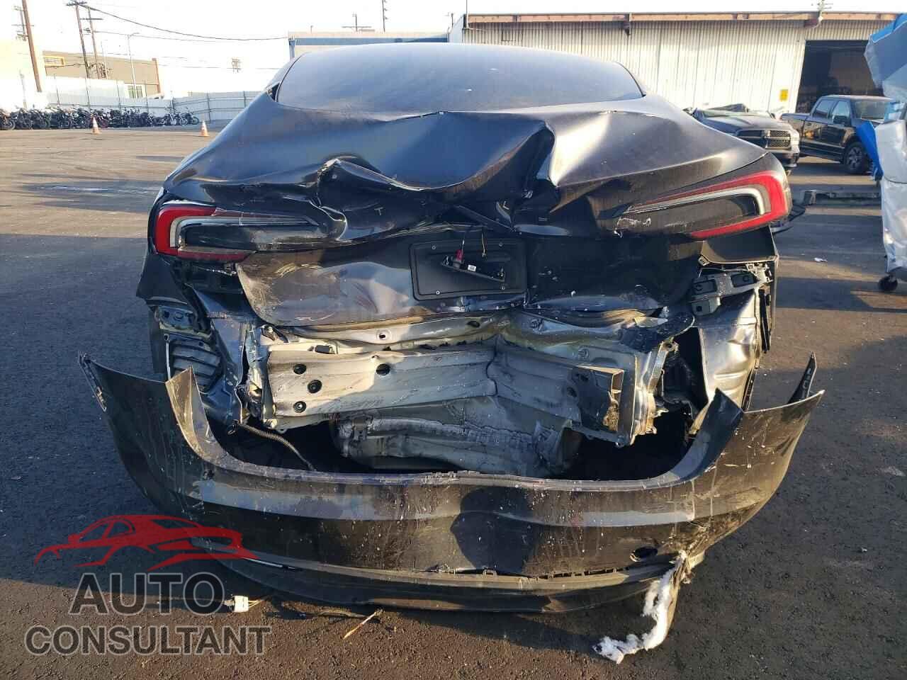 TESLA MODEL 3 2024 - 5YJ3E1EA0RF745366