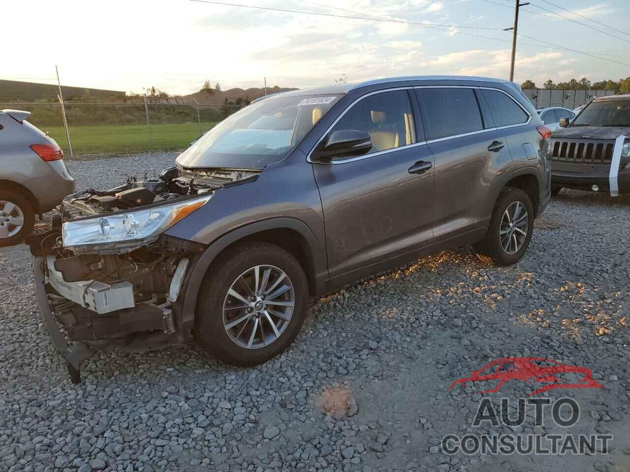 TOYOTA HIGHLANDER 2019 - 5TDKZRFH5KS303629