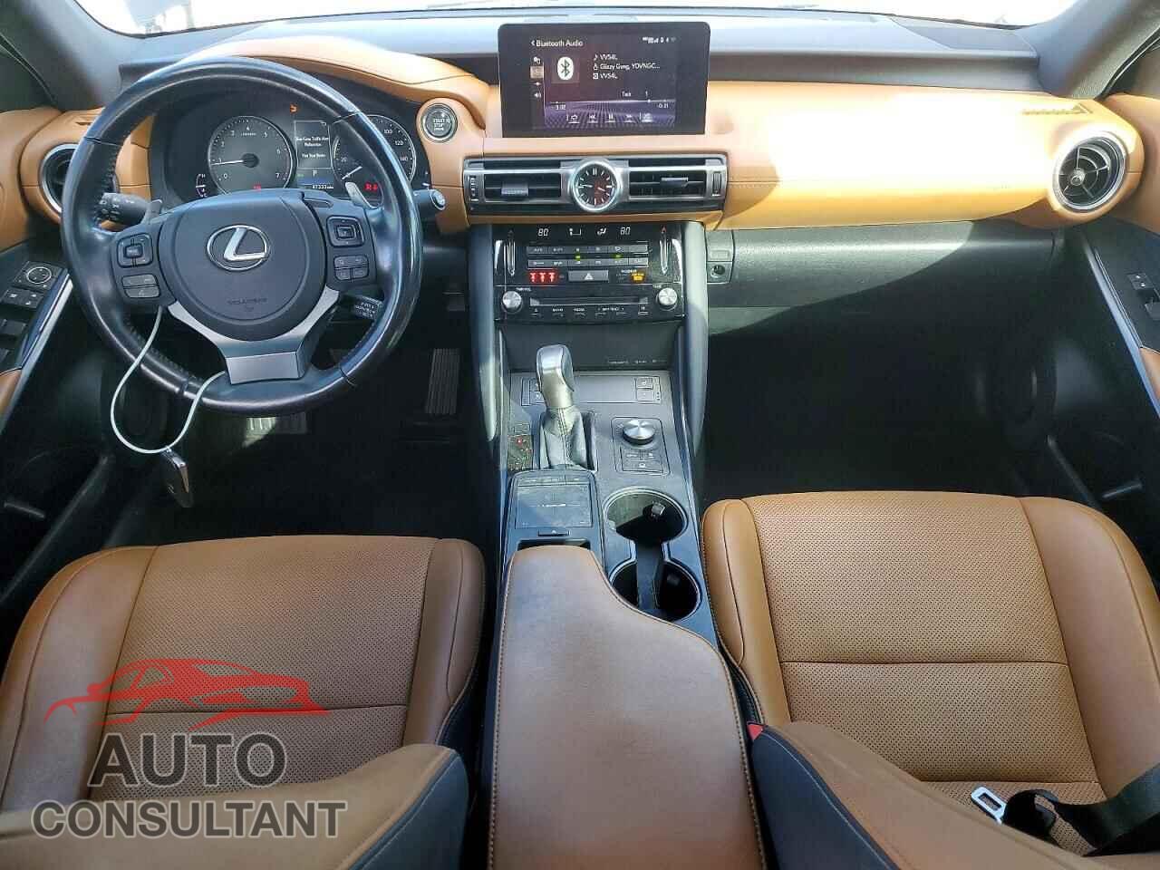 LEXUS IS 2021 - JTHCA1D27M5115889