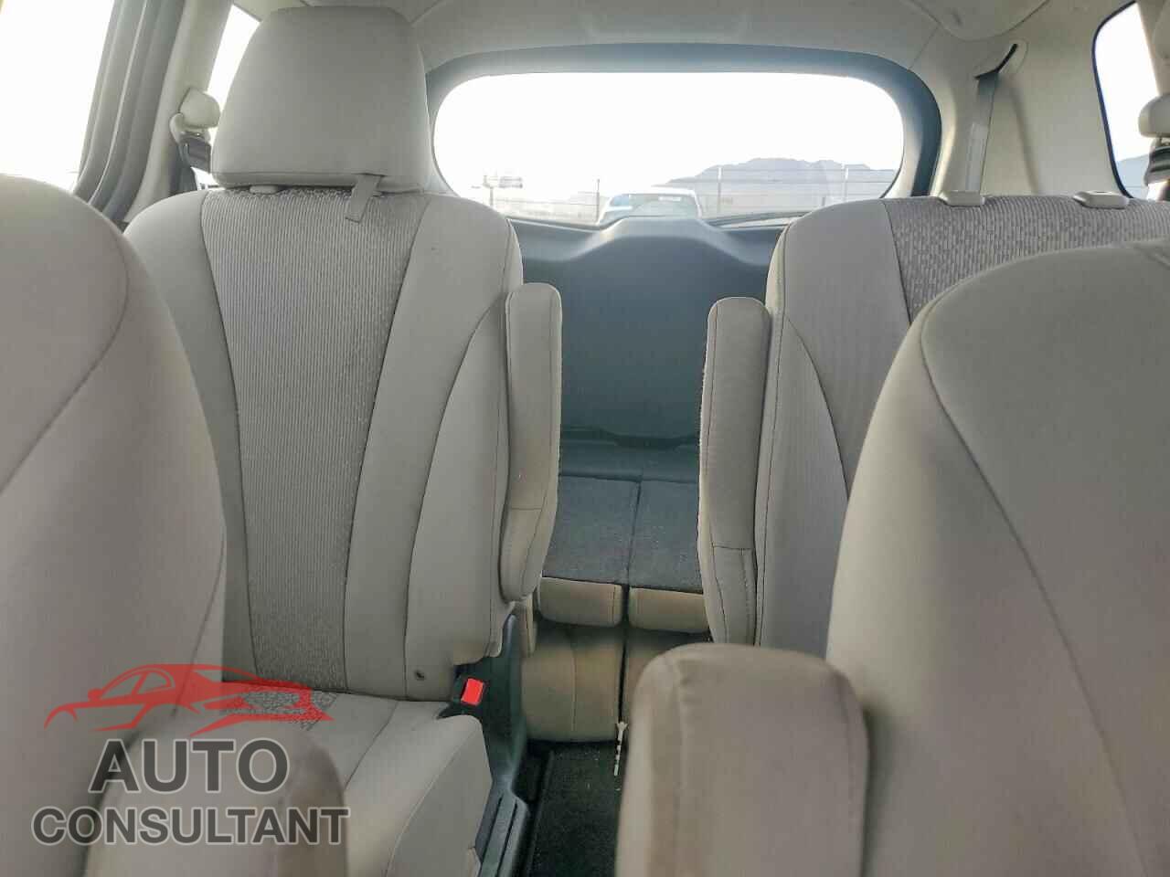 MAZDA 5 2012 - JM1CW2BL2C0143678