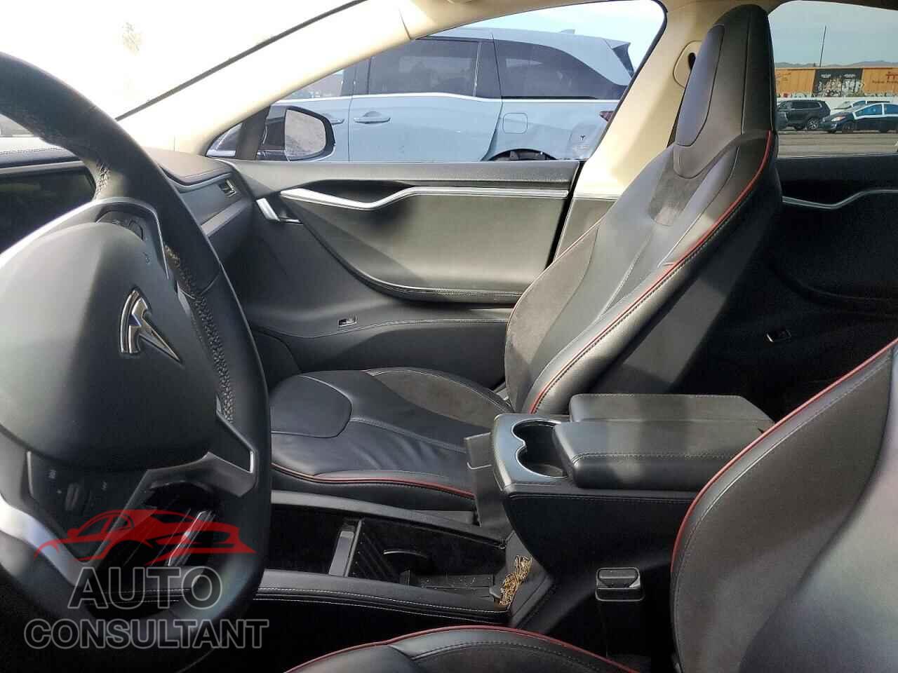 TESLA MODEL S 2013 - 5YJSA1CP3DFP07895