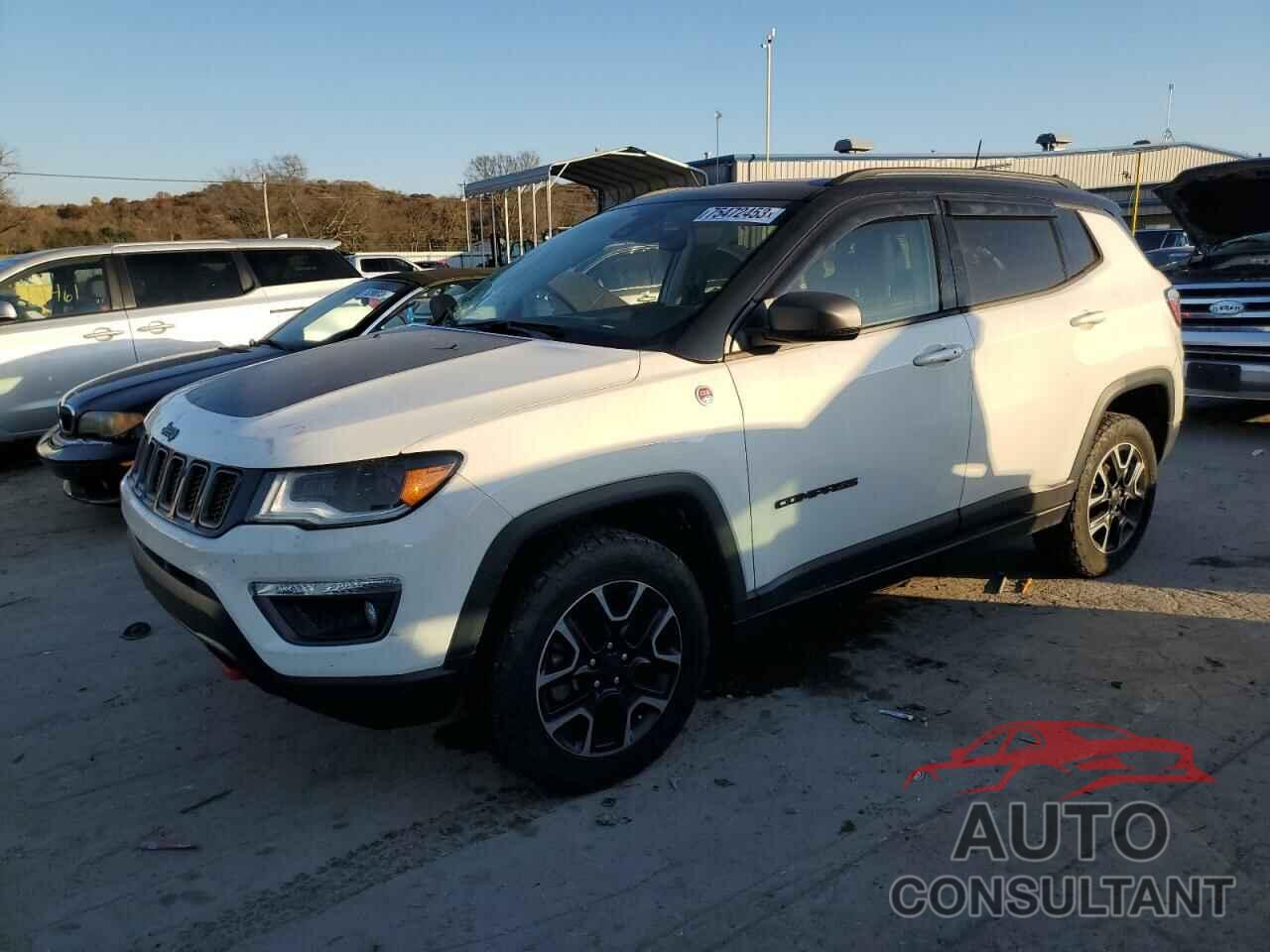 JEEP COMPASS 2019 - 3C4NJDDB2KT660407