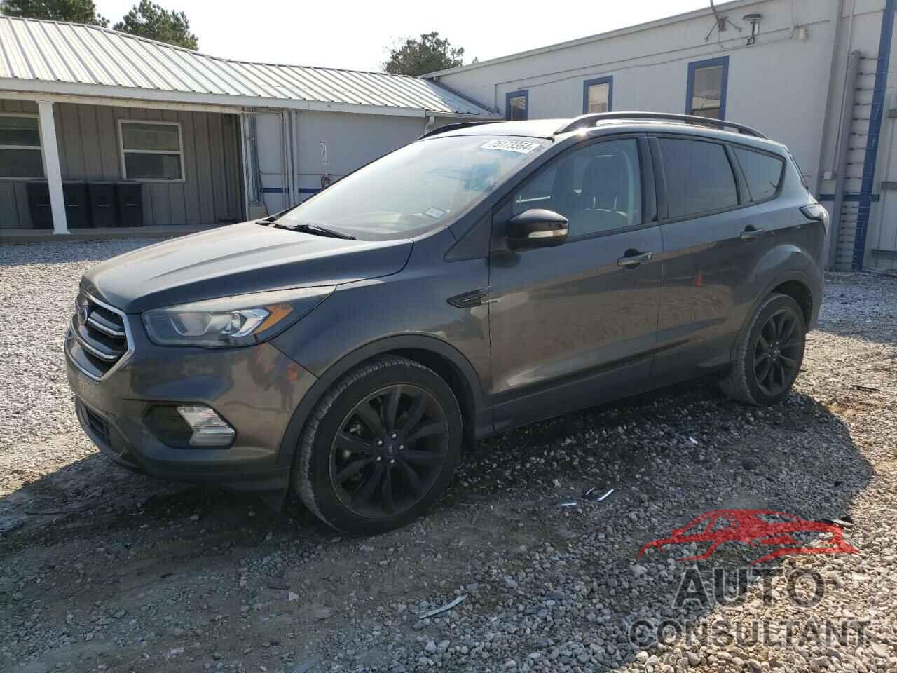 FORD ESCAPE 2017 - 1FMCU0J90HUB12604