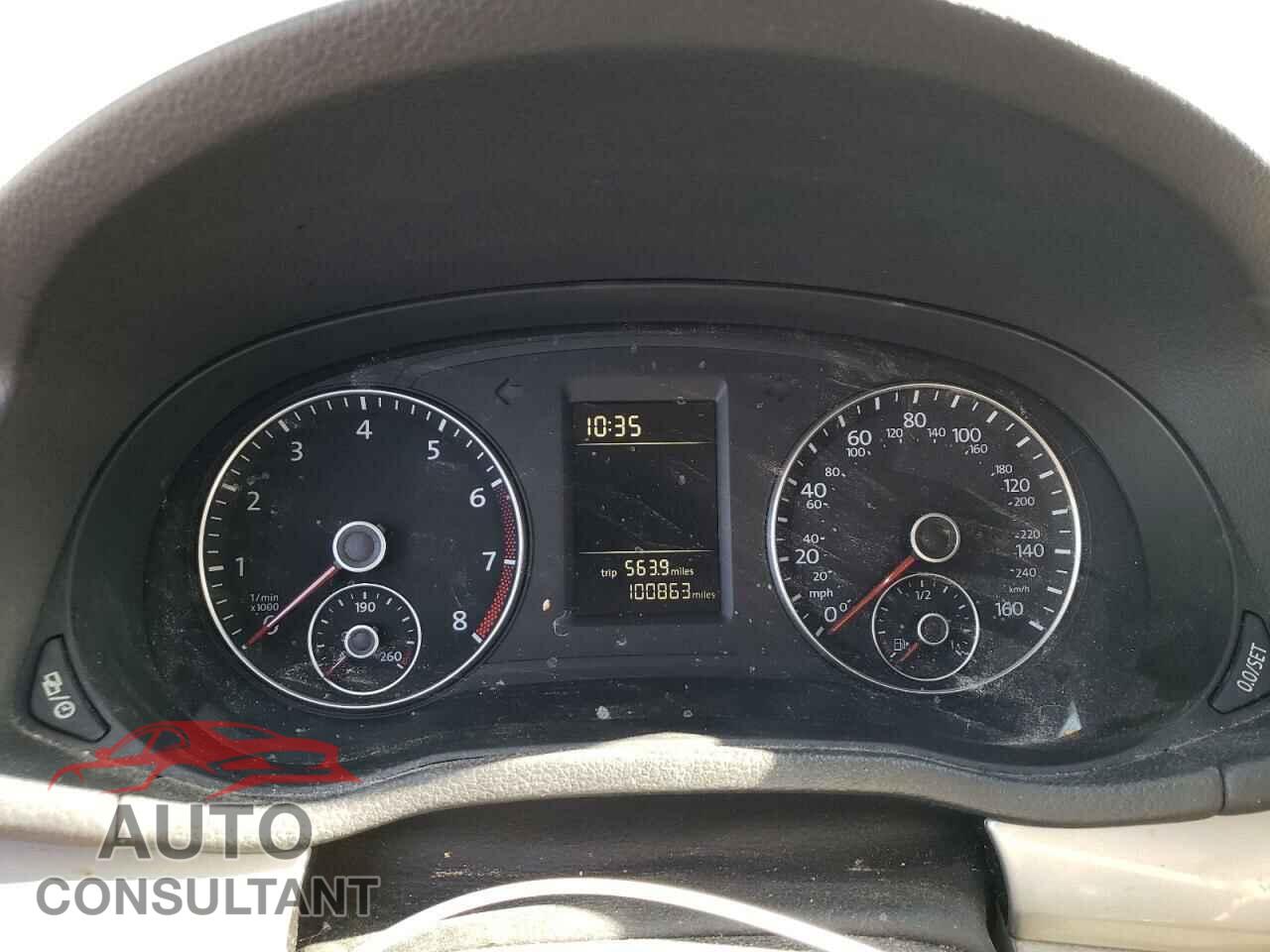 VOLKSWAGEN PASSAT 2015 - 1VWAT7A34FC073485