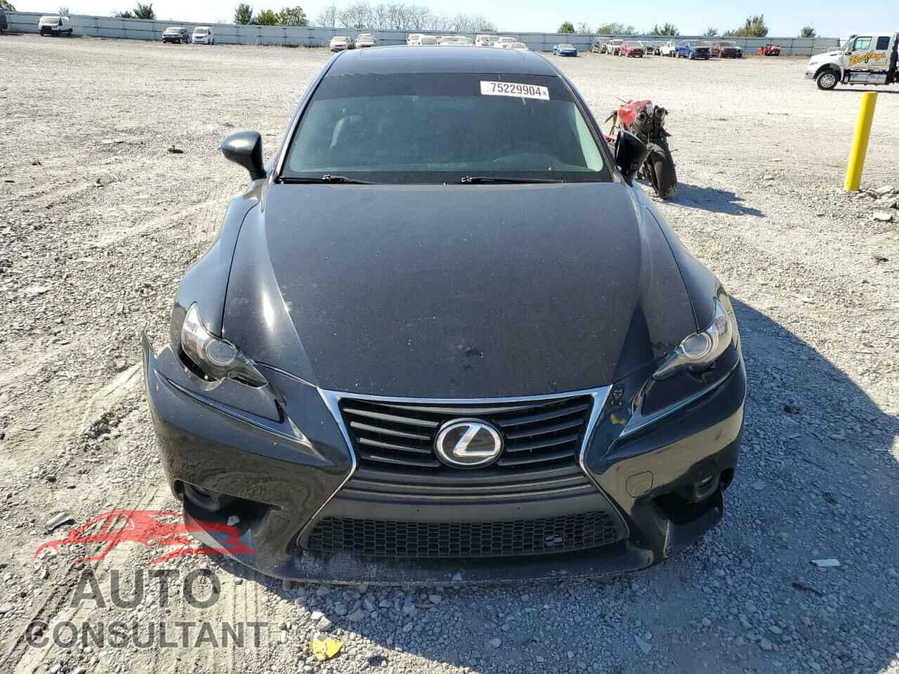 LEXUS IS 2015 - JTHBF1D20F5054420