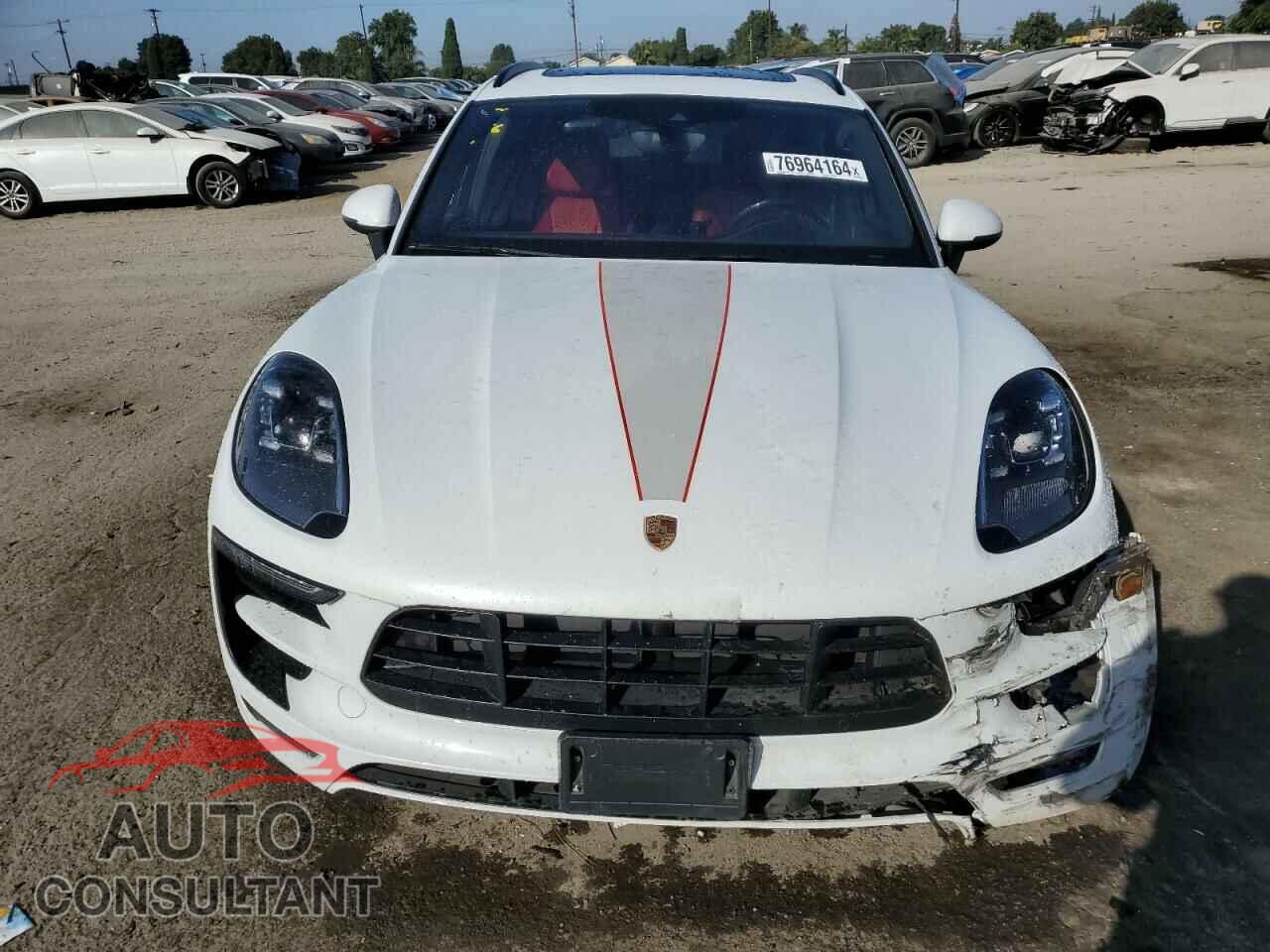 PORSCHE MACAN 2018 - WP1AG2A52JLB63544