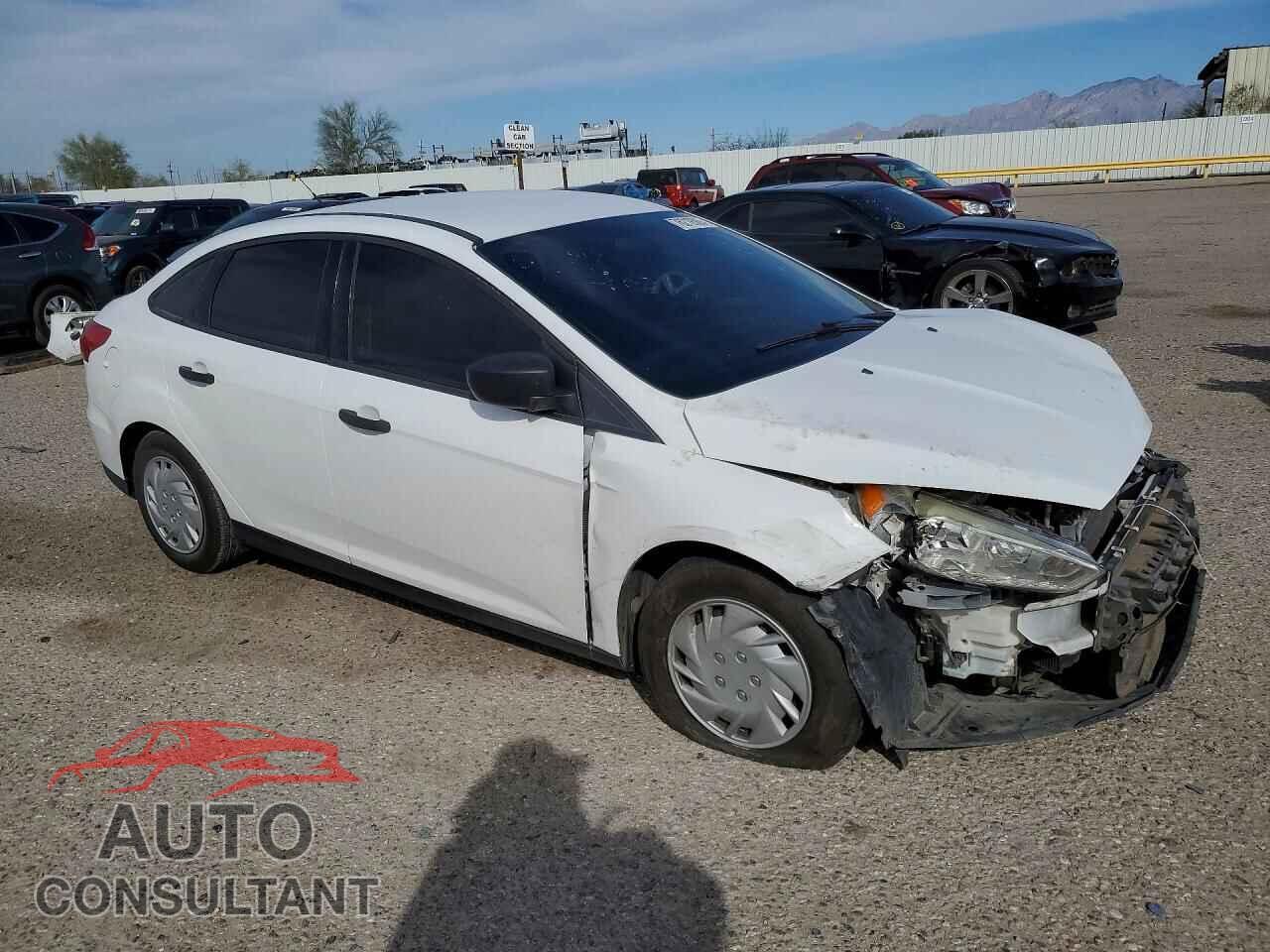 FORD FOCUS 2018 - 1FADP3E21JL211657