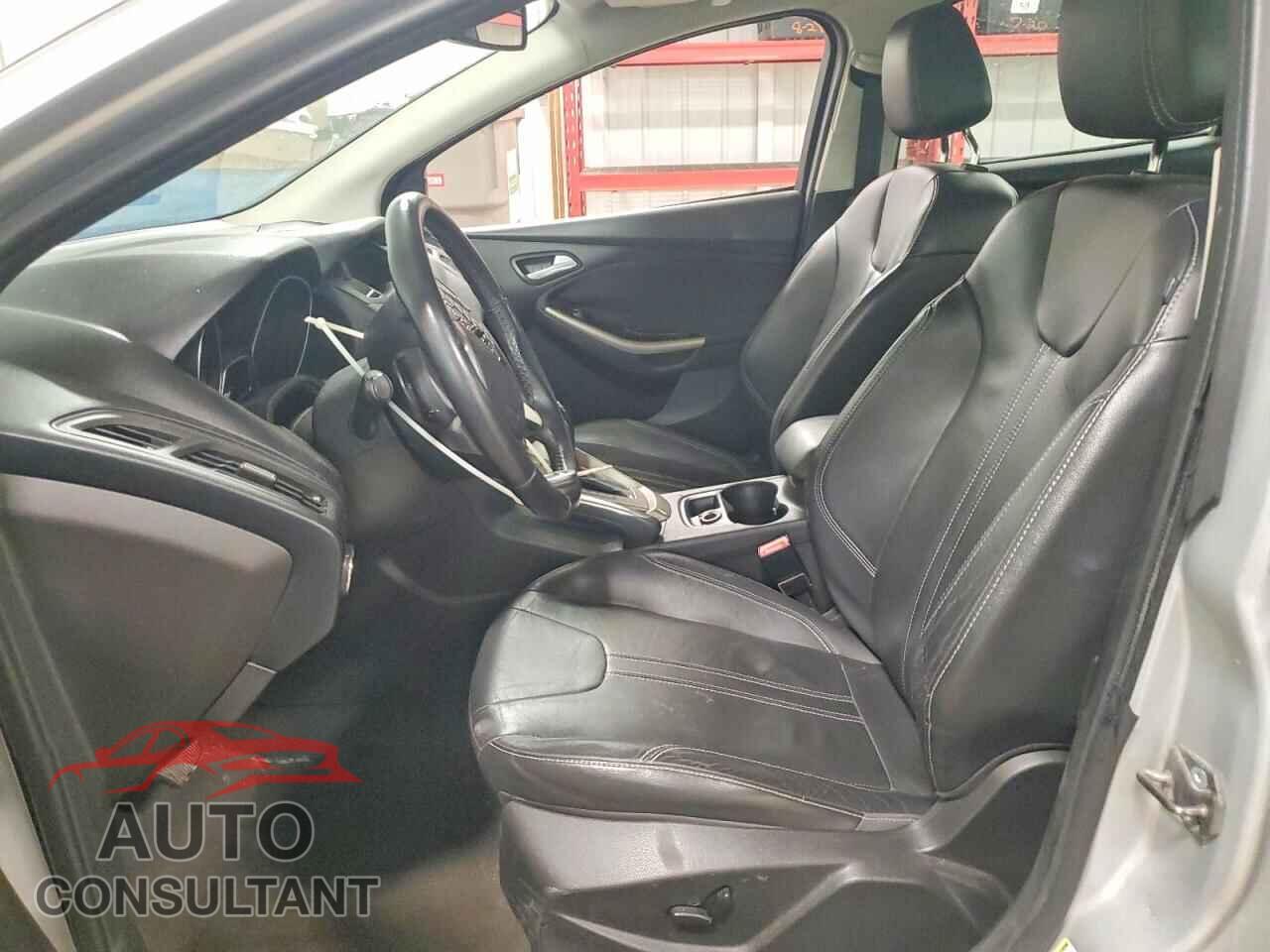 FORD FOCUS 2012 - 1FAHP3H20CL111646