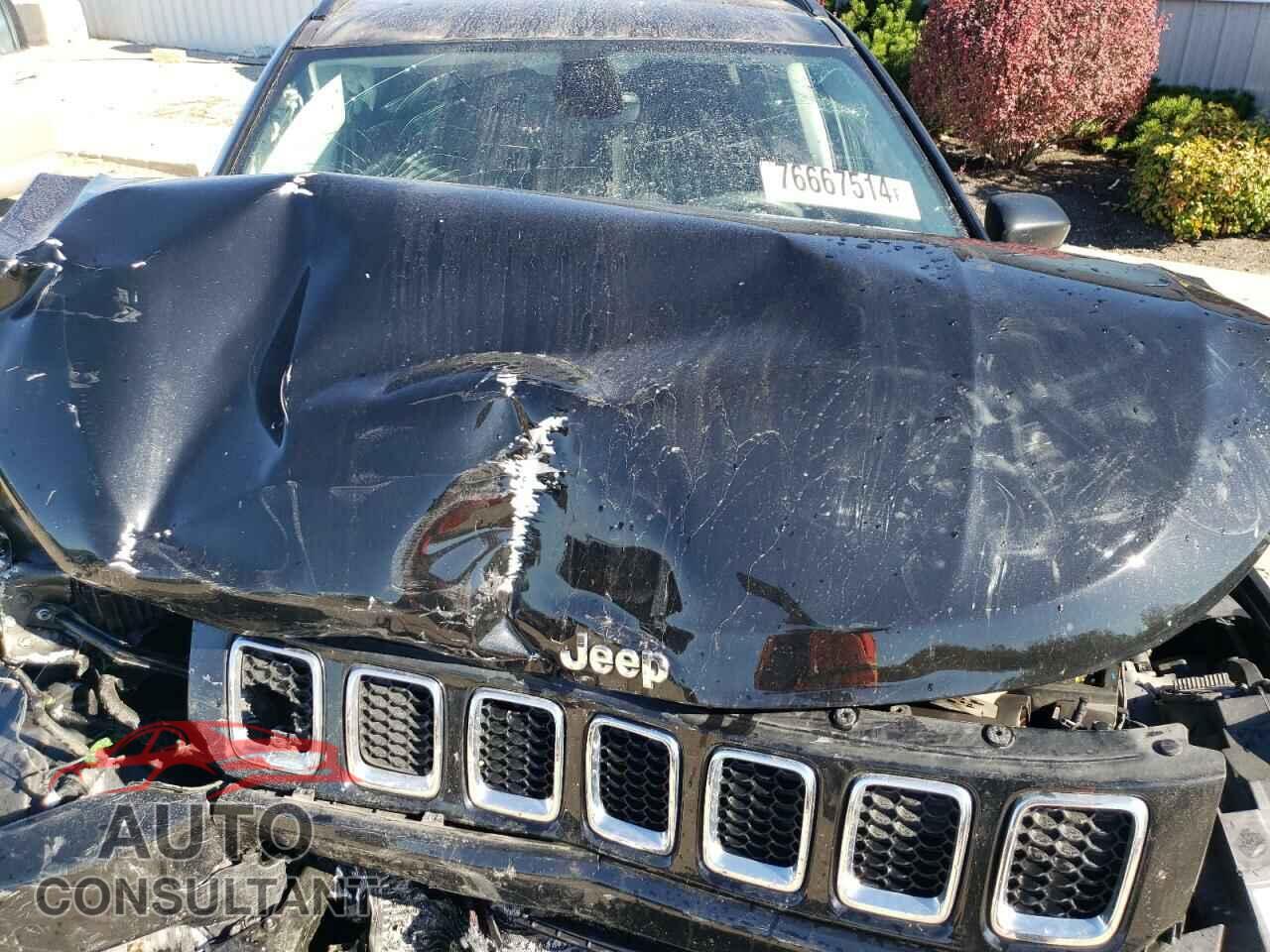 JEEP COMPASS 2017 - 3C4NJCAB1HT658073