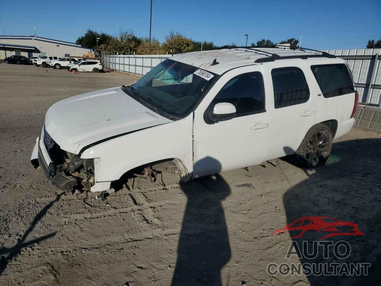 CHEVROLET TAHOE 2013 - 1GNSKBE06DR327969