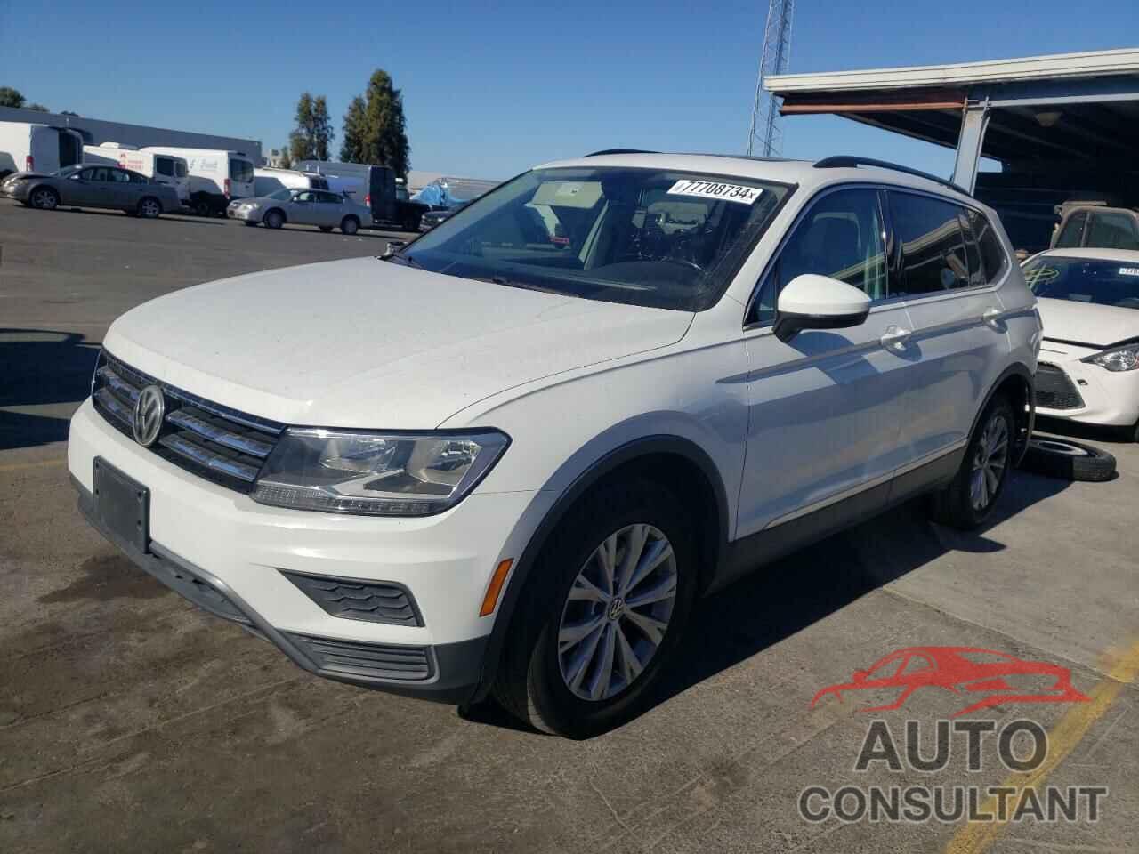 VOLKSWAGEN TIGUAN 2018 - 3VV3B7AX5JM176196