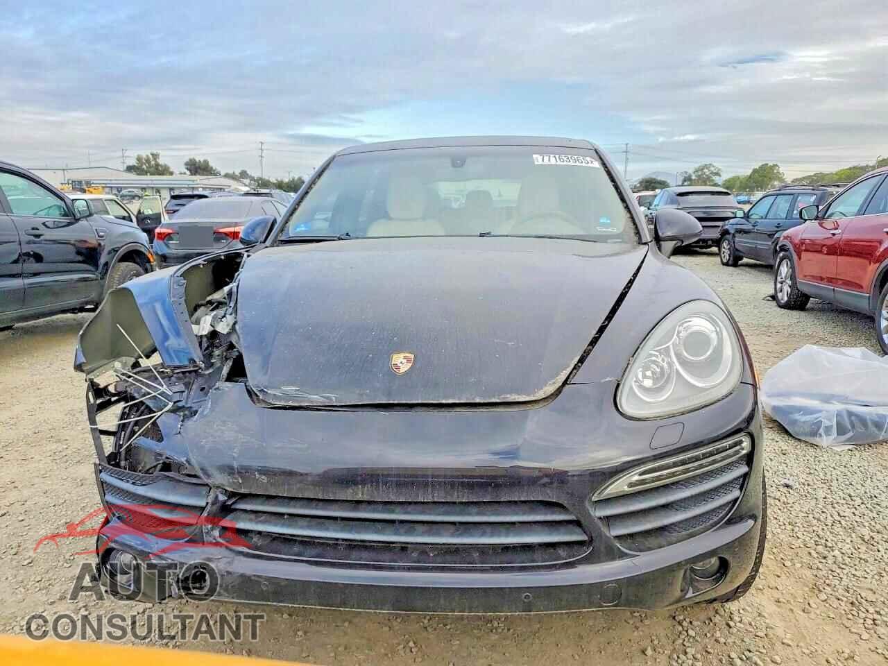 PORSCHE CAYENNE 2011 - WP1AB2A24BLA48157