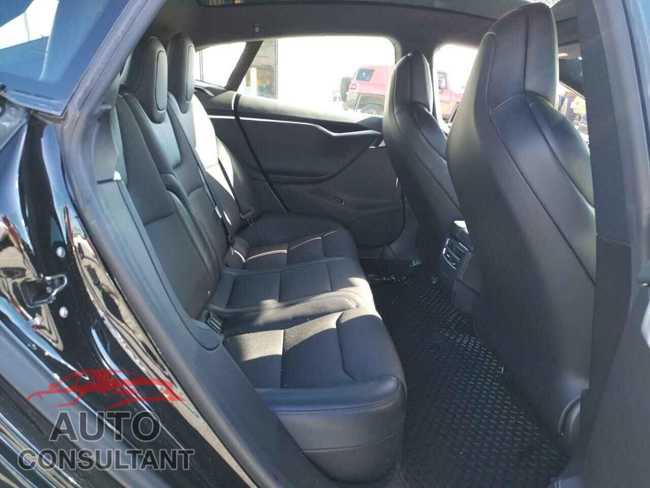 TESLA MODEL S 2018 - 5YJSA1E2XJF245042