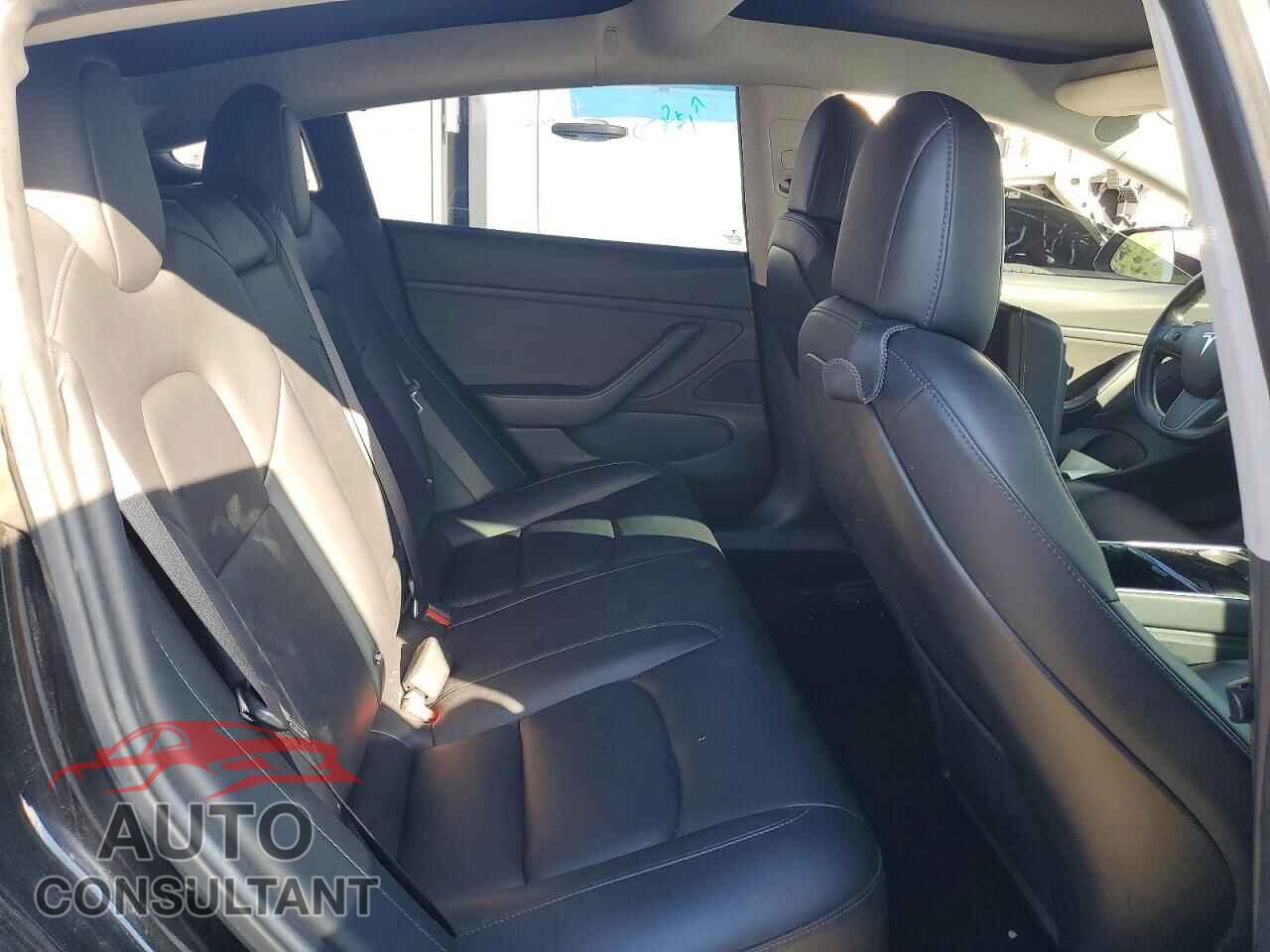 TESLA MODEL 3 2018 - 5YJ3E1EA1JF038488