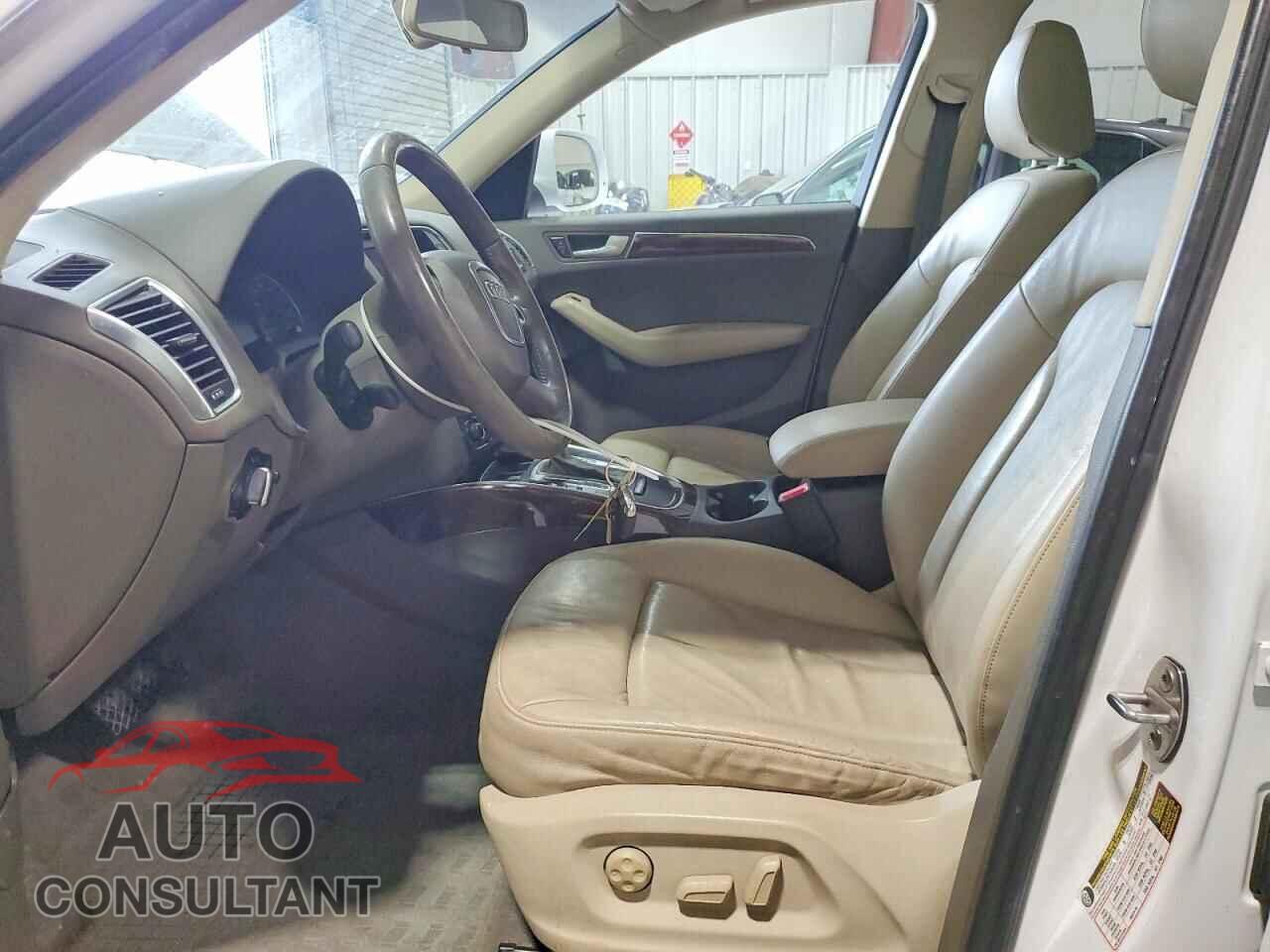 AUDI Q5 2011 - WA1CFAFP2BA007979
