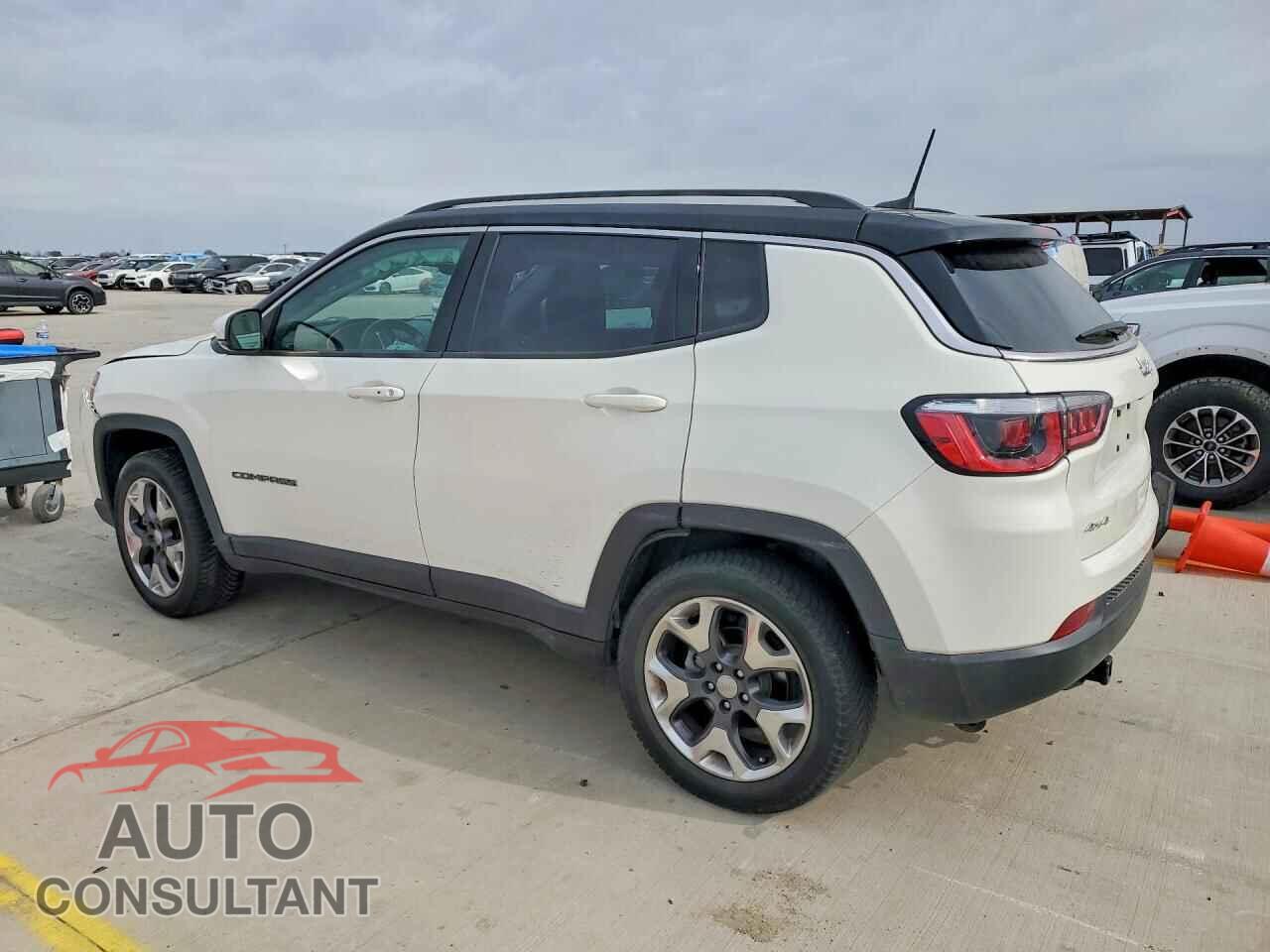 JEEP COMPASS 2018 - 3C4NJDCB0JT264119