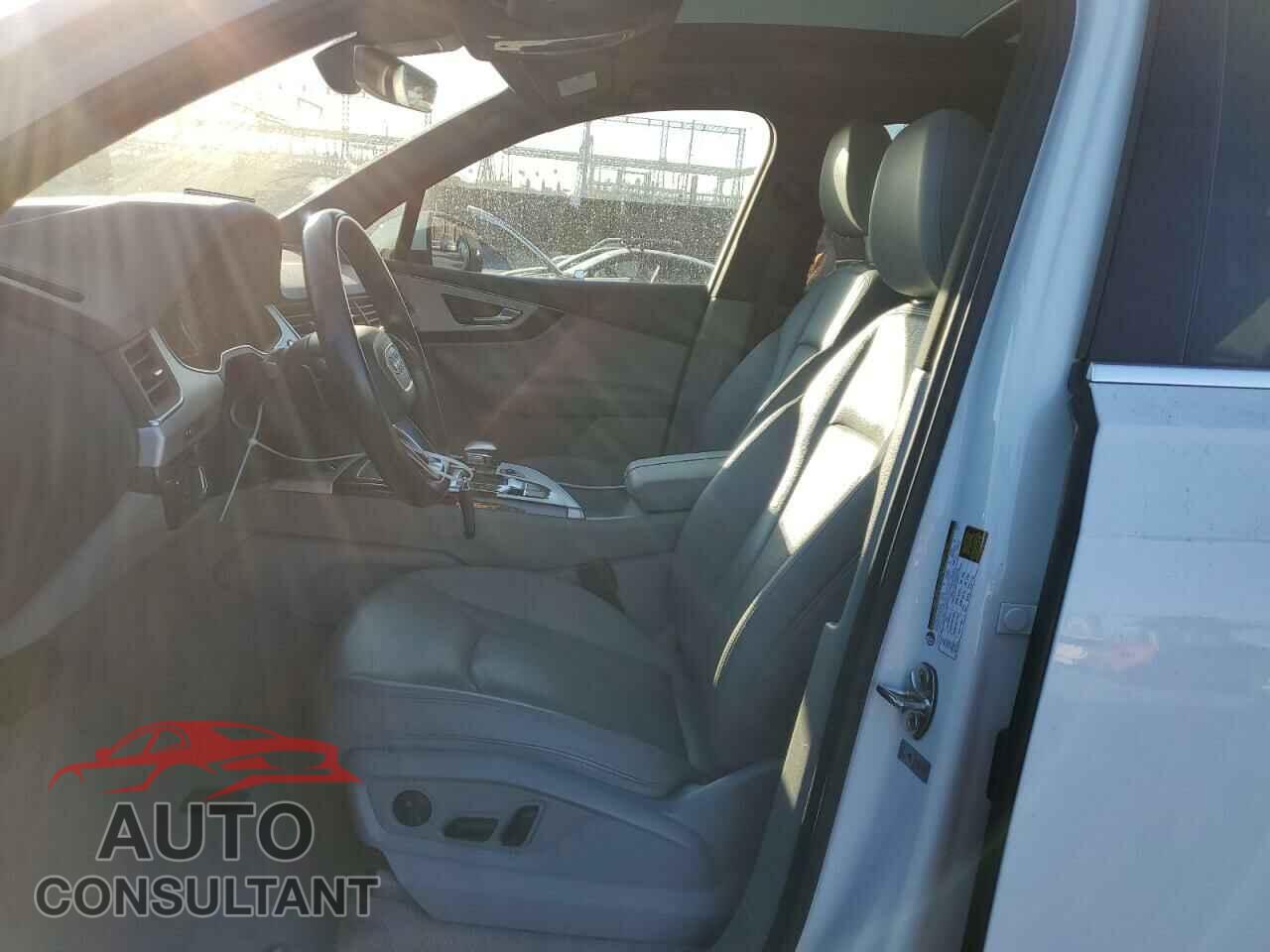 AUDI Q7 2018 - WA1AHAF76JD045147