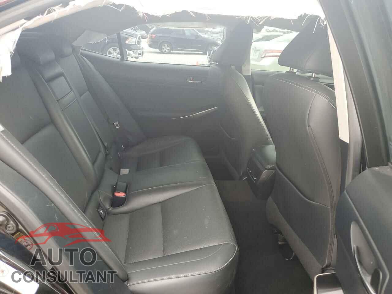 LEXUS IS 2015 - JTHBF1D29F5064217