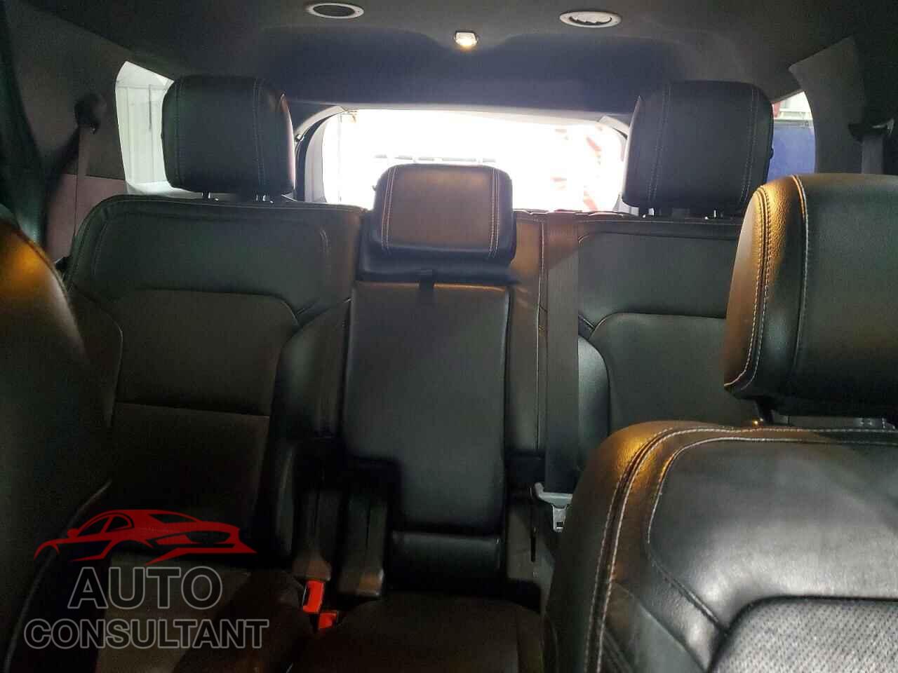 FORD EXPLORER 2018 - 1FM5K8F85JGB44952