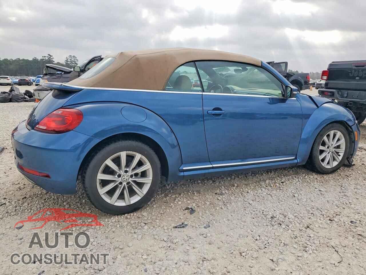 VOLKSWAGEN BEETLE 2018 - 3VW5DAAT0JM516945