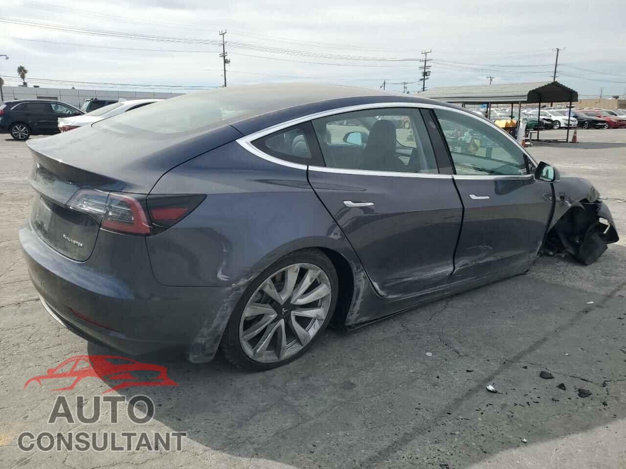 TESLA MODEL 3 2018 - 5YJ3E1EB8JF185190