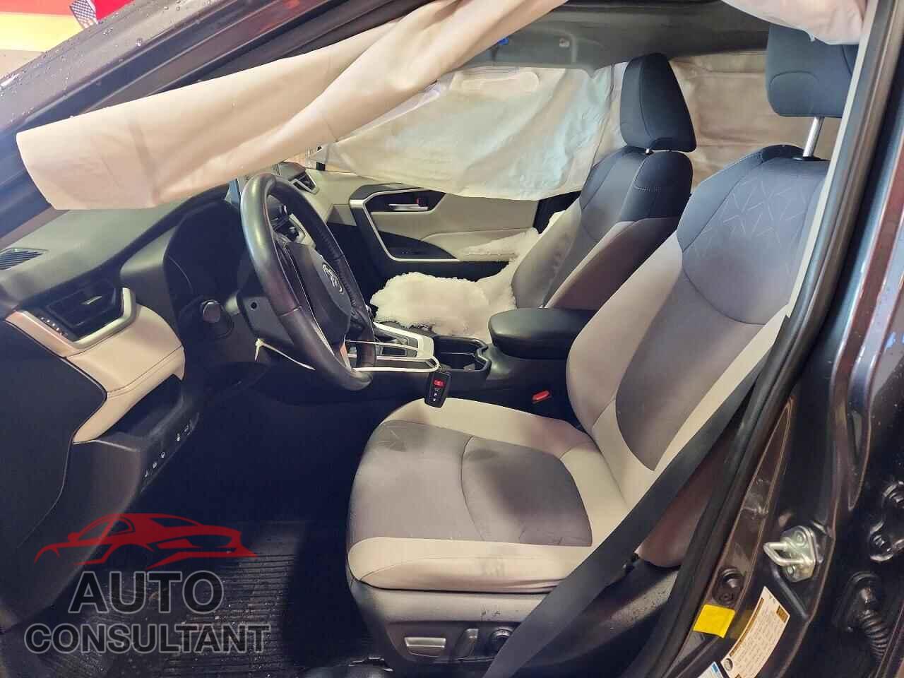 TOYOTA RAV4 2019 - JTMP1RFV4KD514819