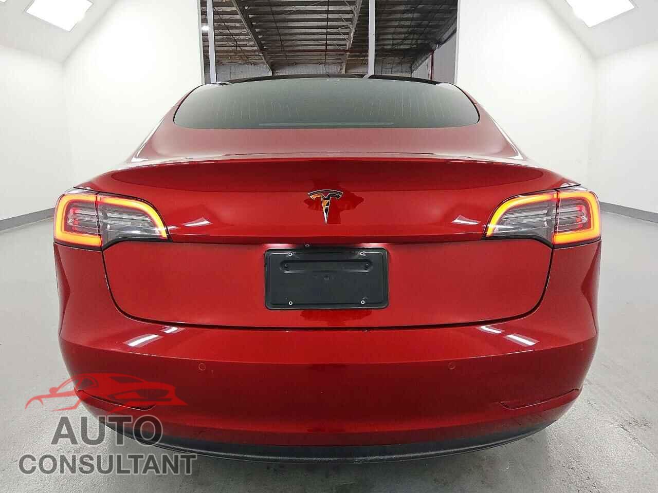 TESLA MODEL 3 2019 - 5YJ3E1EA4KF413209