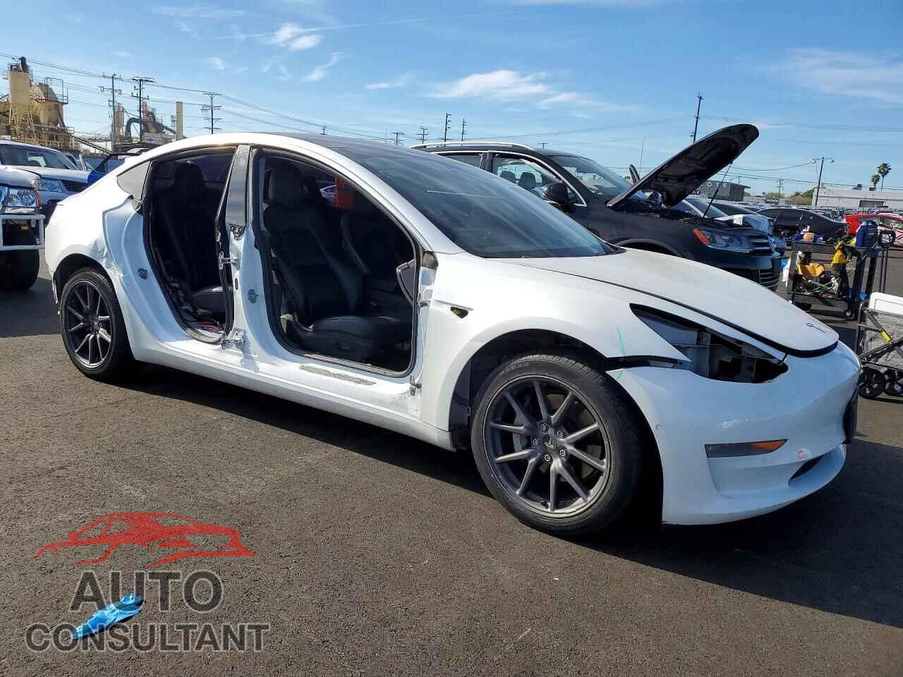 TESLA MODEL 3 2019 - 5YJ3E1EA3KF347283
