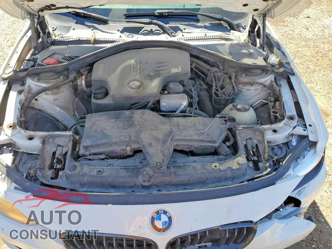BMW 328 2013 - WBA3C1C55DF444766